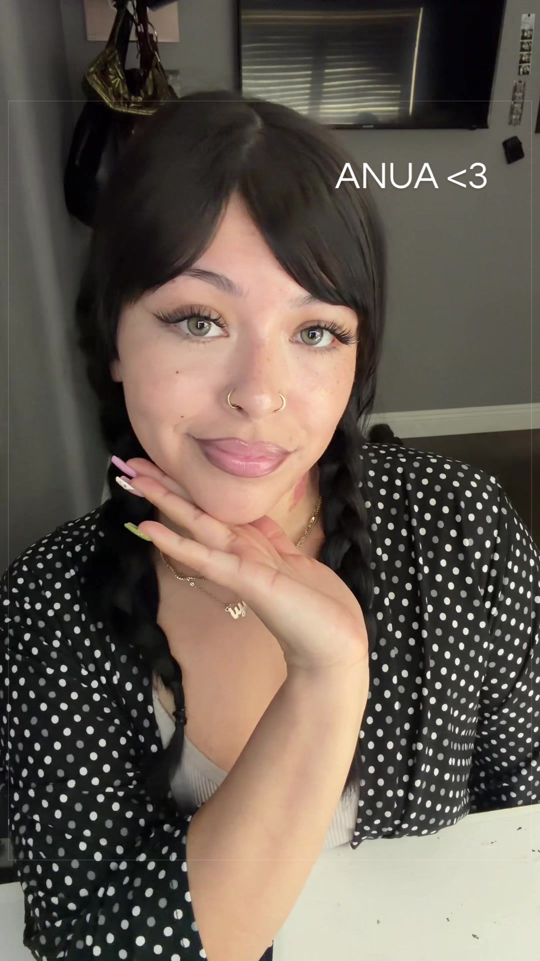 @iyari ⭑