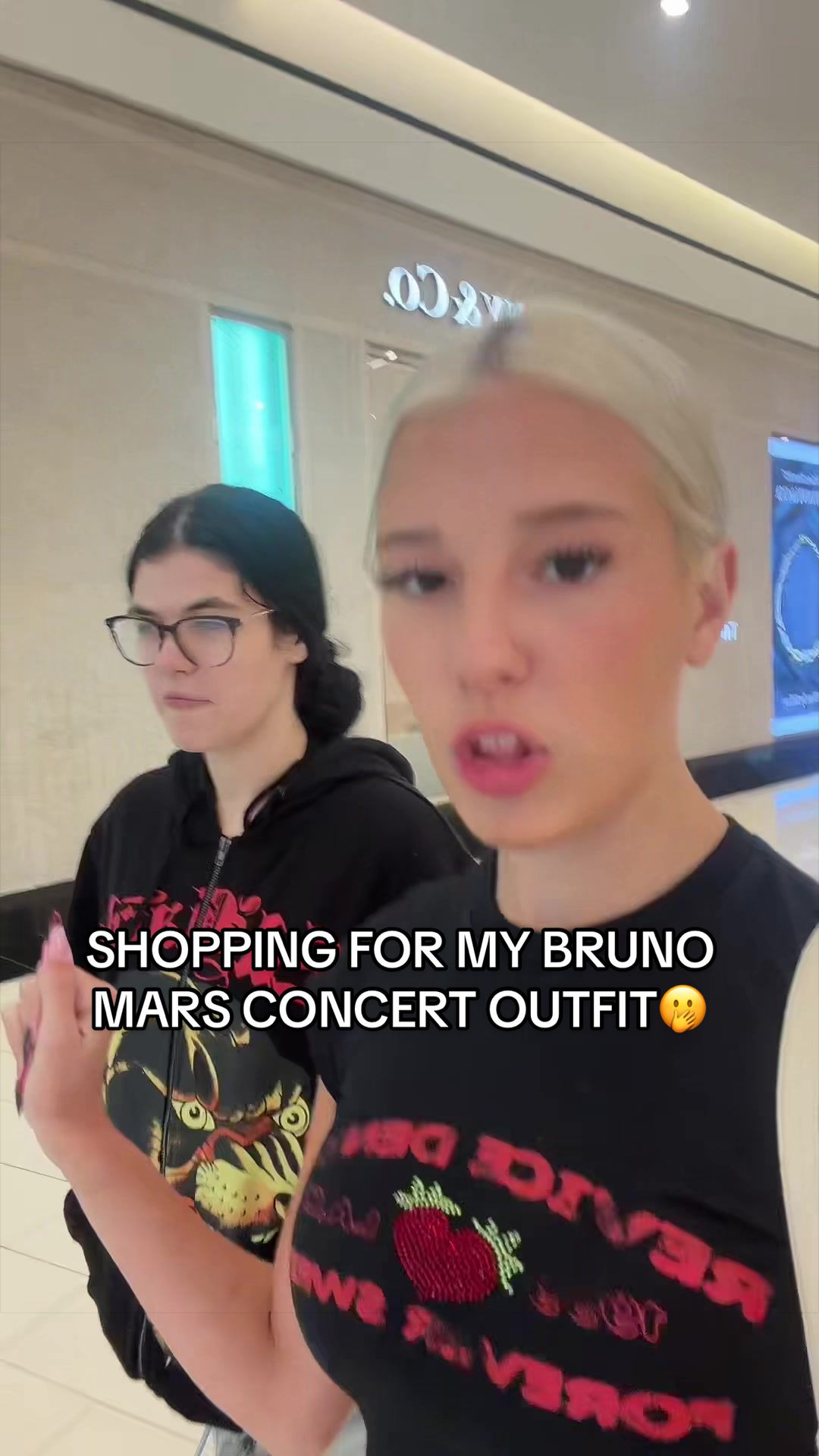 @Macy