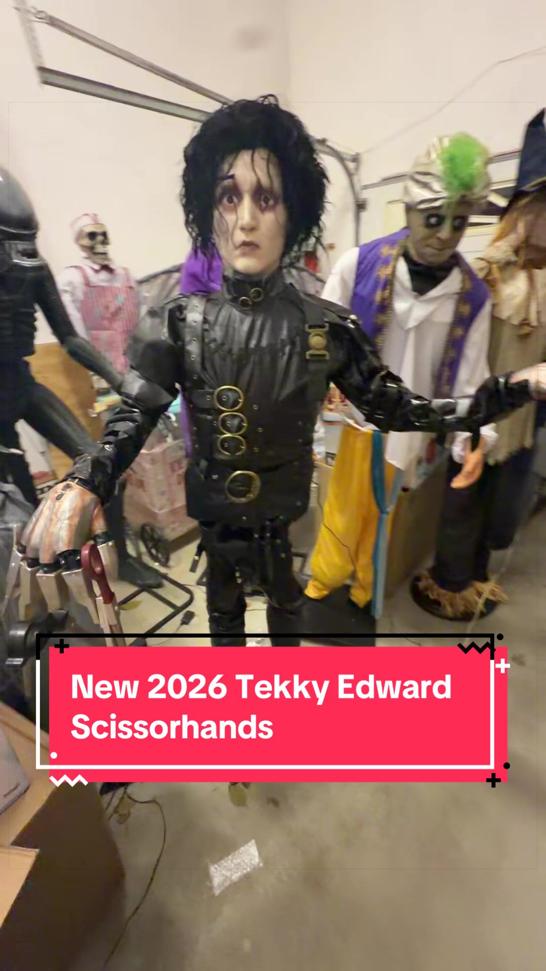 @Deezanimatronics
