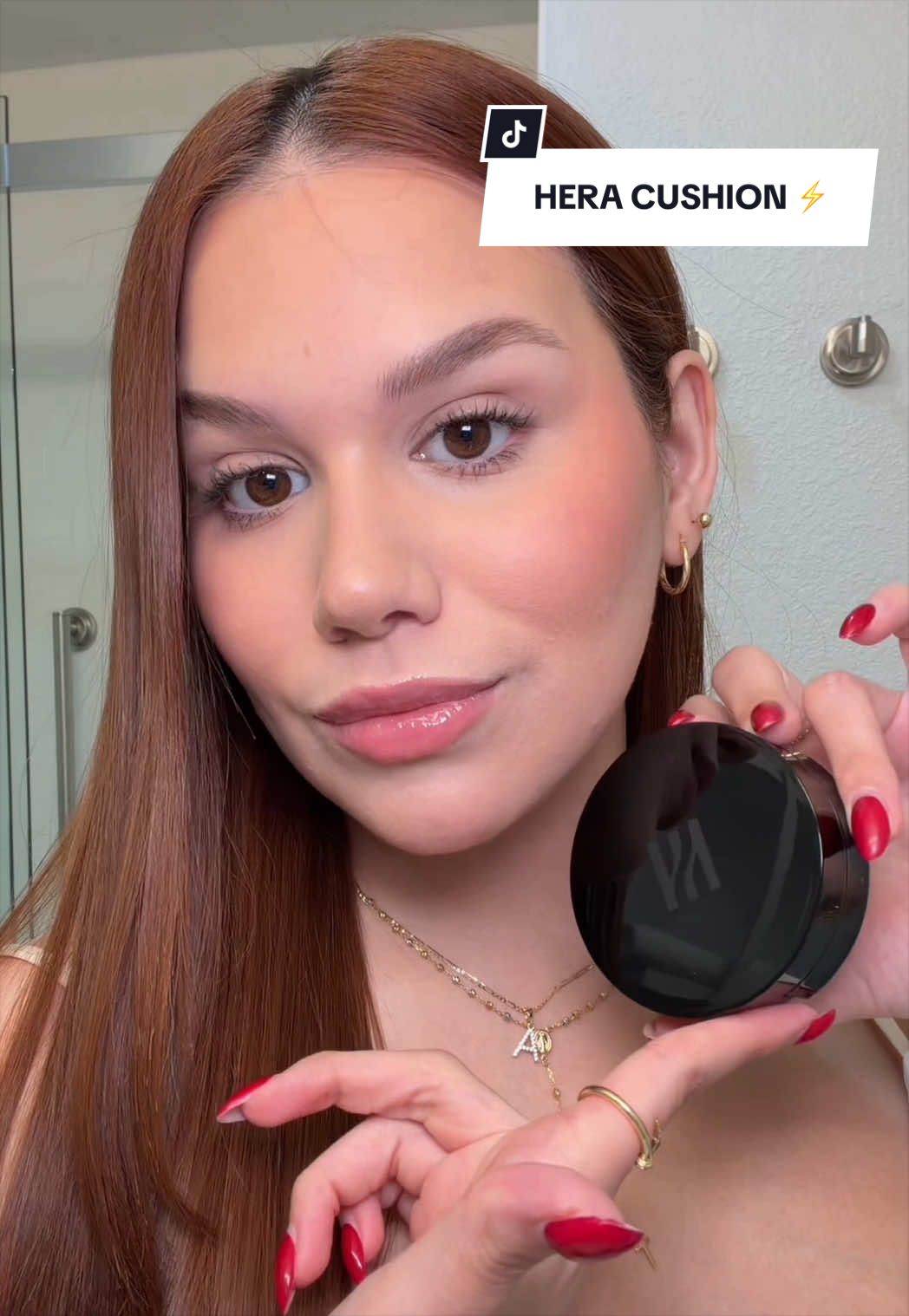 @Angela María