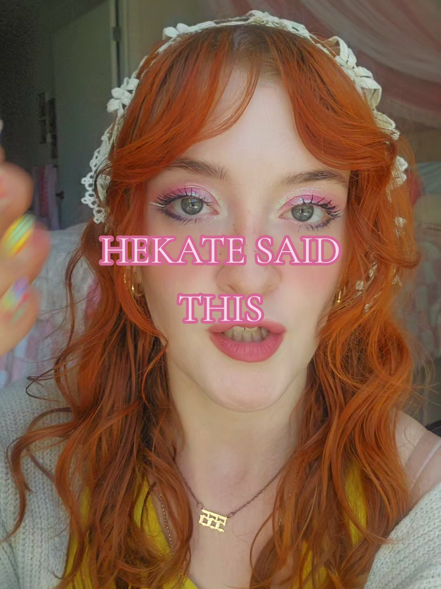 @Daphne 🧚♀️🔮✨️