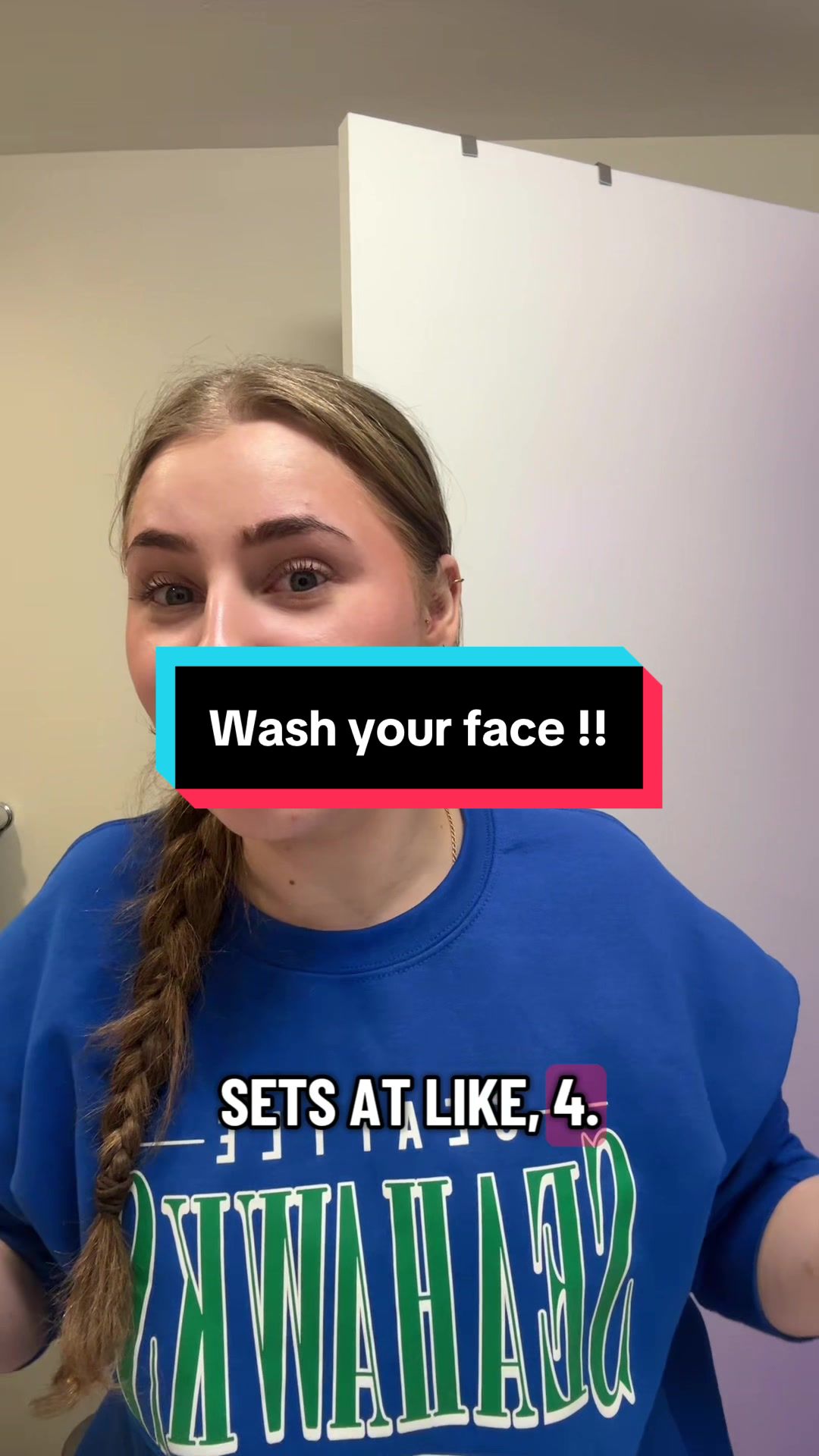 @Julie Manko || Esthetician