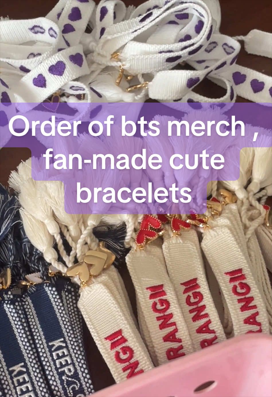 @MiVivi K-pop Merch
