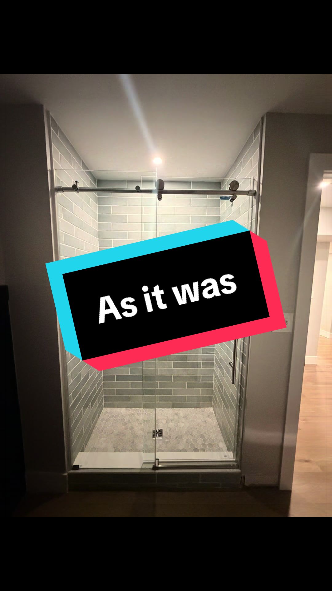 @Brothers in Tile