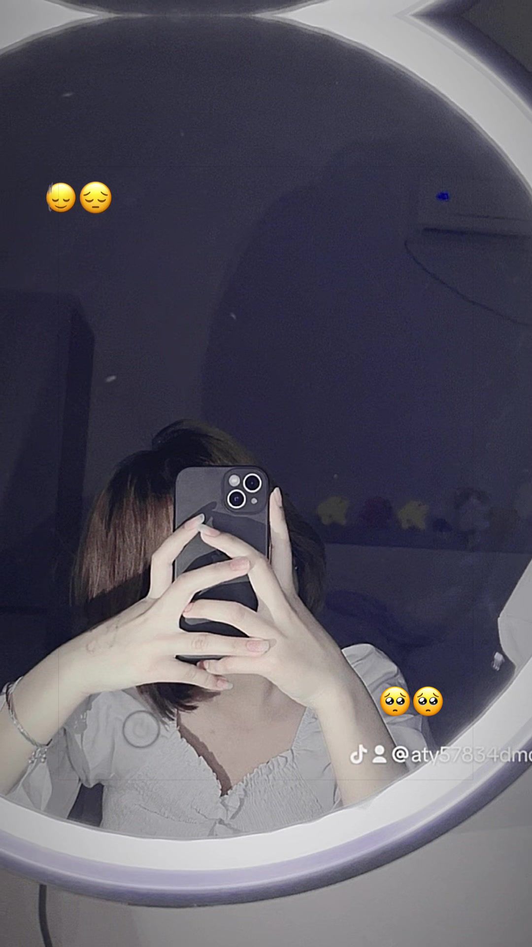 @🐝M🫀
