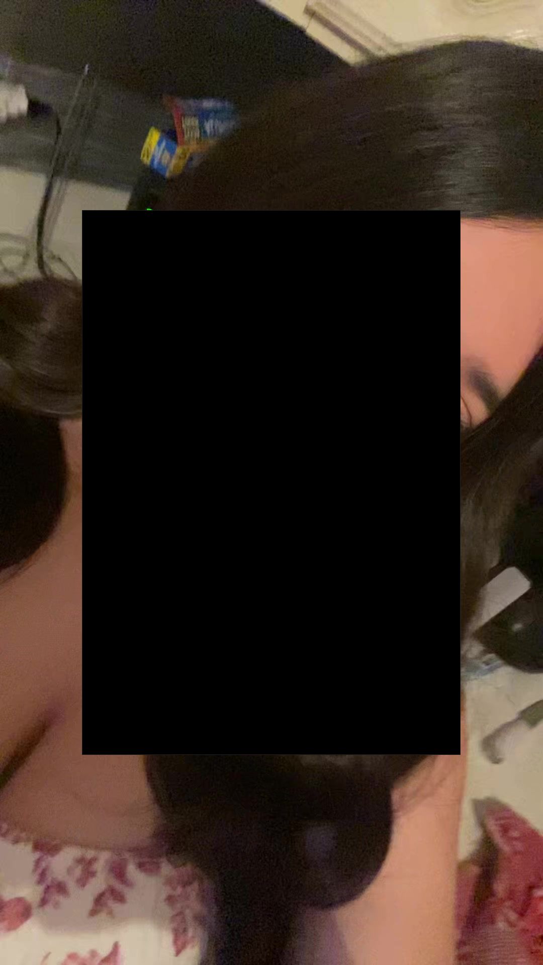 @daniela