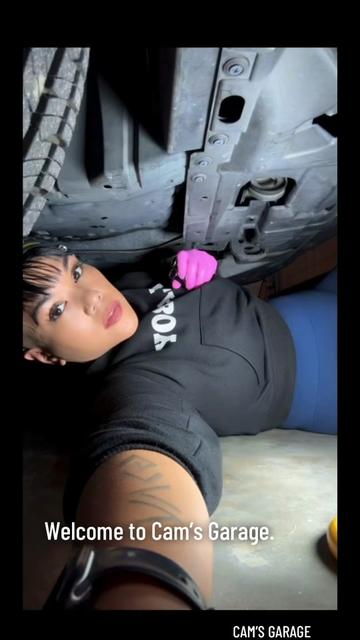 @Thick.Fit.Mechanic.Chick