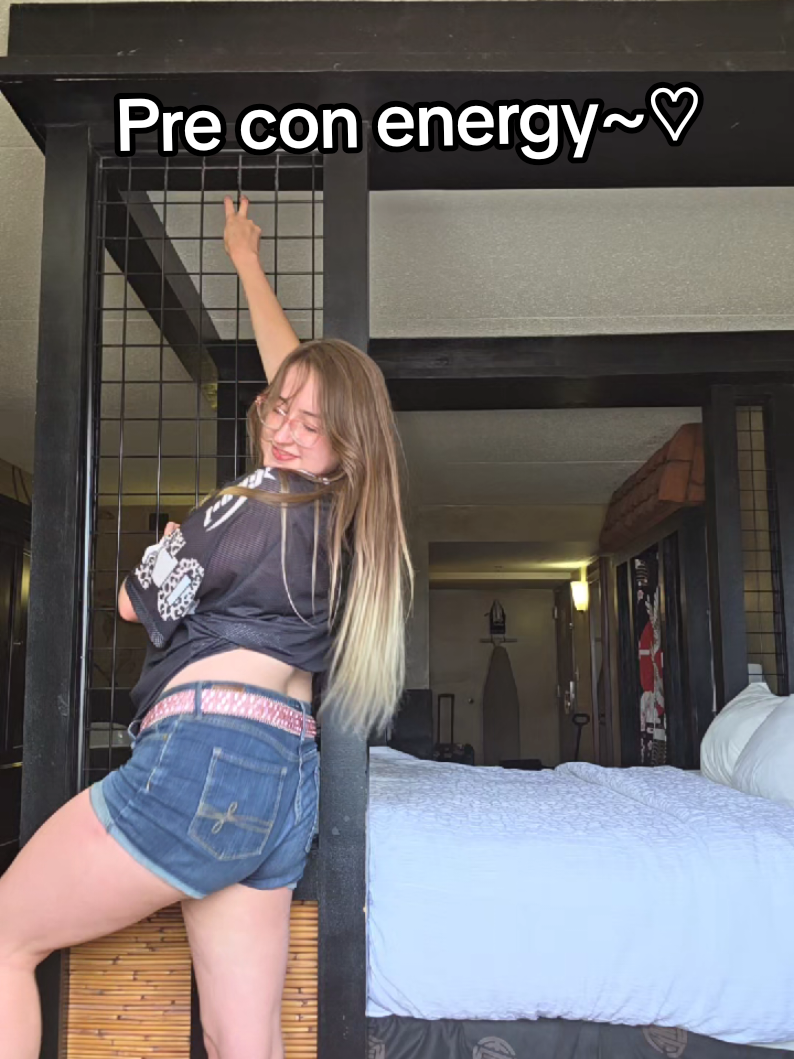@DivieFuse • Egirl