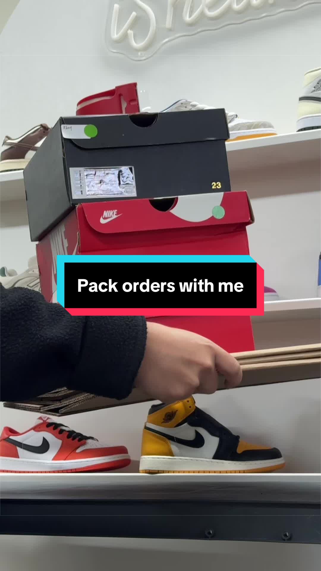@isneaks - Sneakers for all