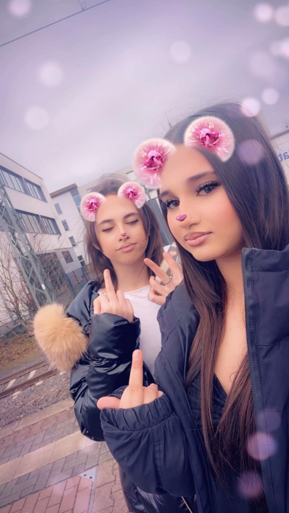 @meliha🇽🇰