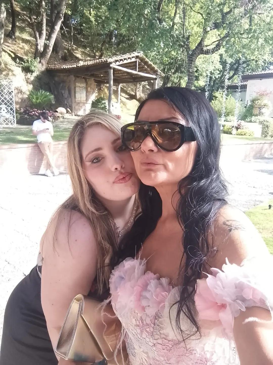 @Angelica Colella