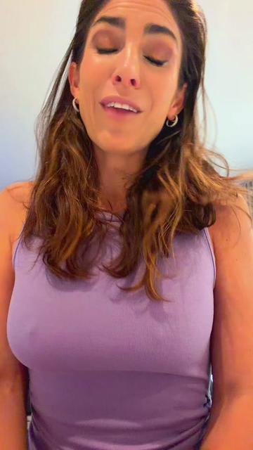 @ModernMrs Maisel