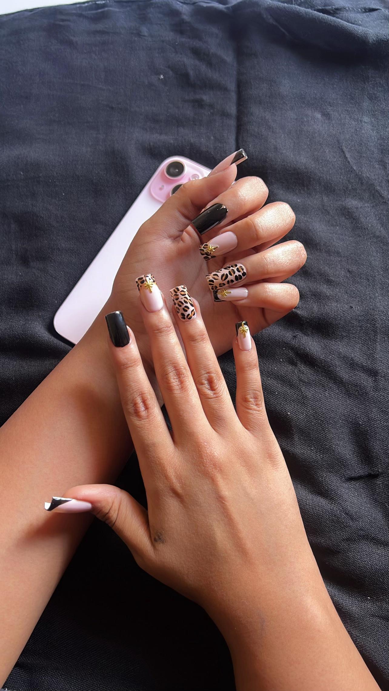 @B E L L A NAILS✨