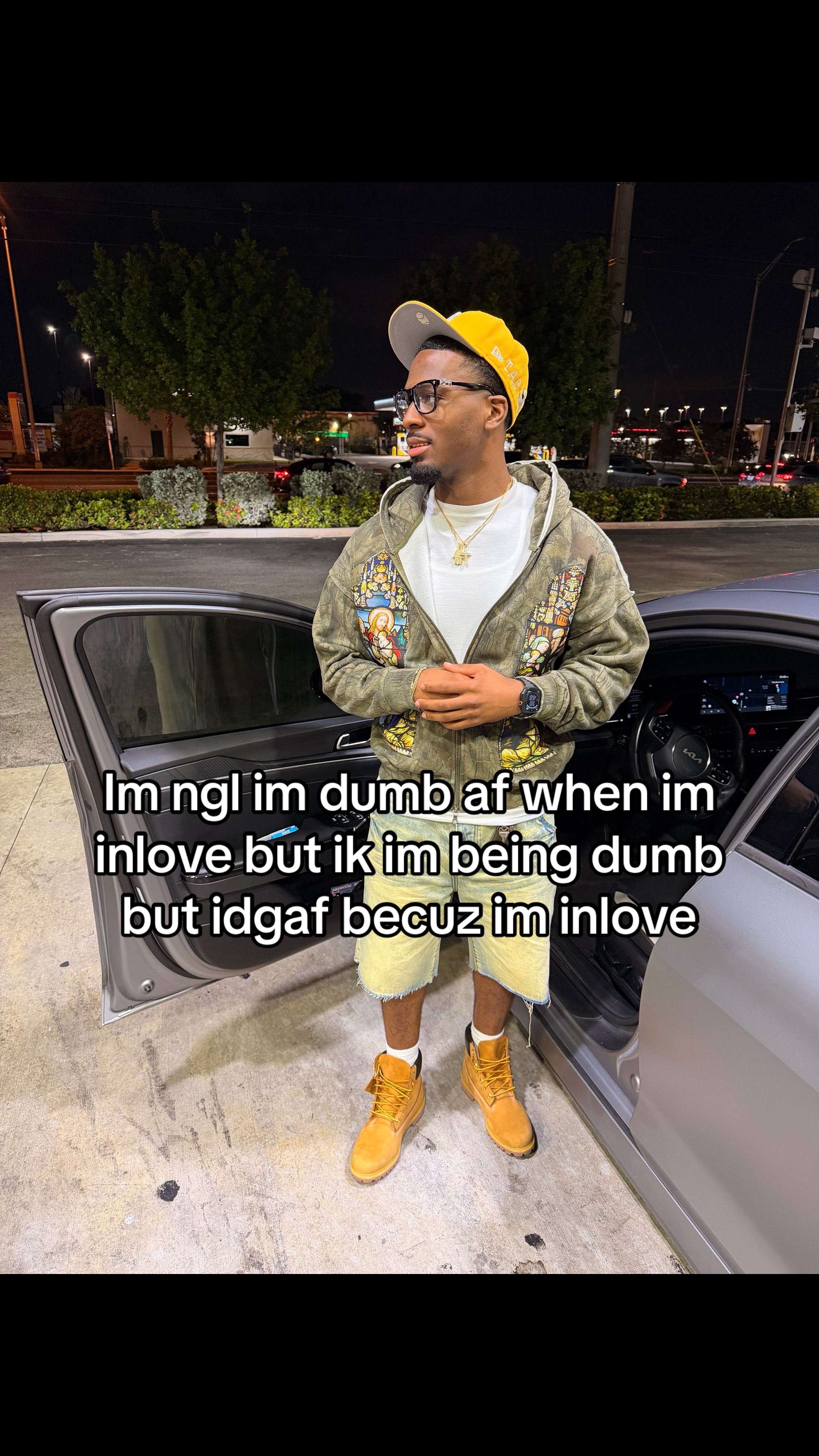 @👾