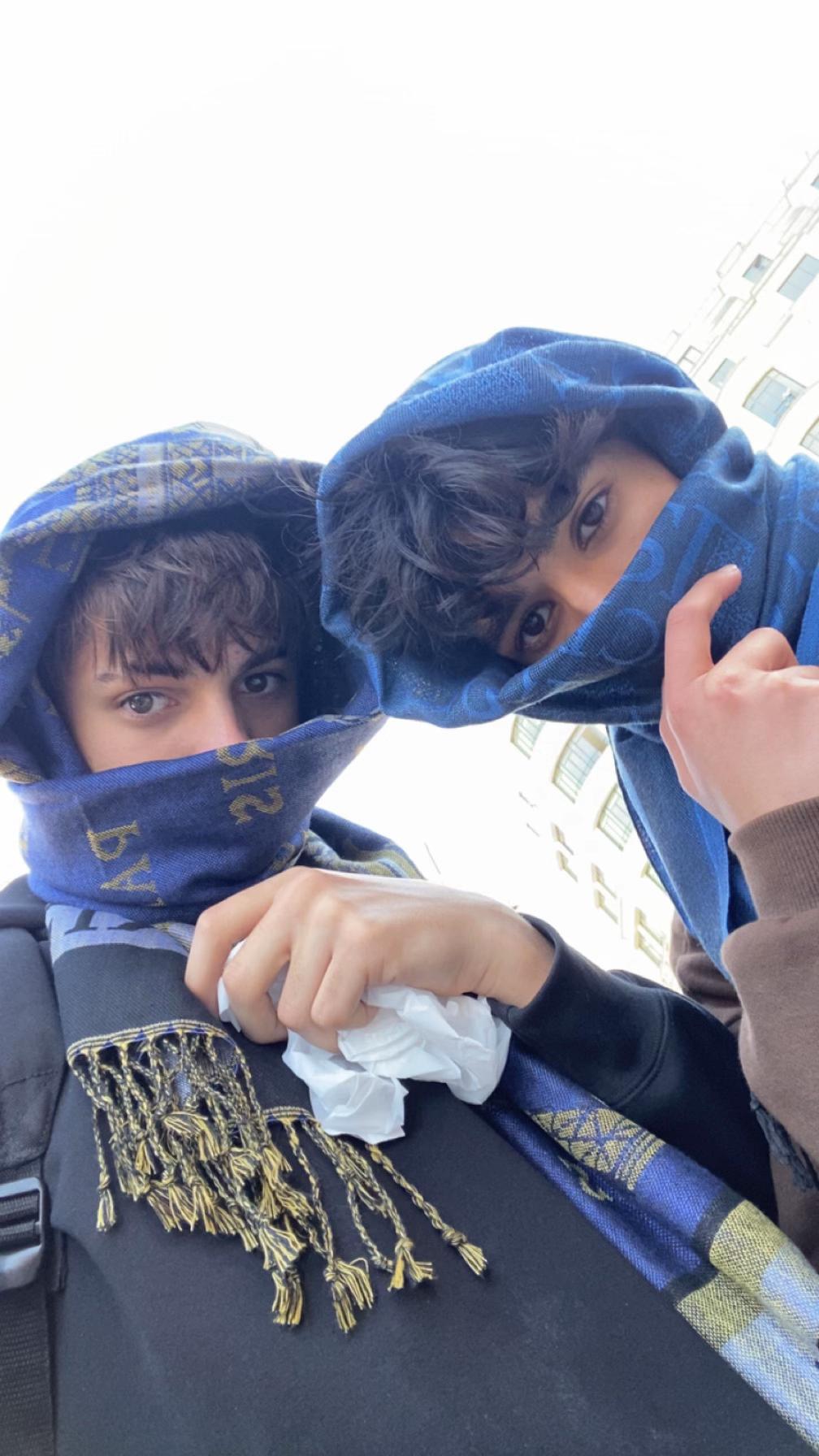 @𝓐𝓵𝓲. 𝓬𝓬&trade;