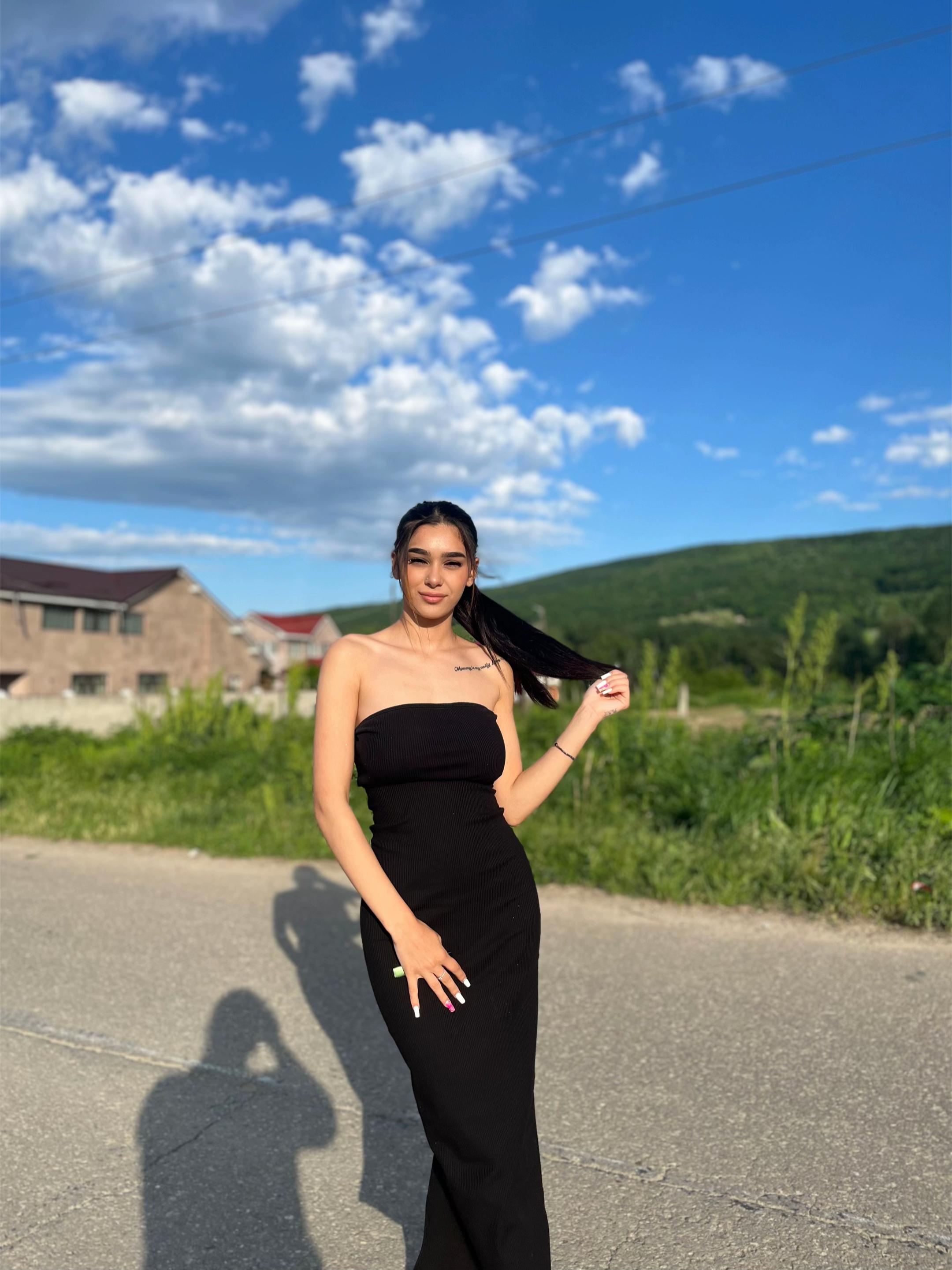 @𝓐𝓷𝓭𝓻𝓮𝓮𝓪