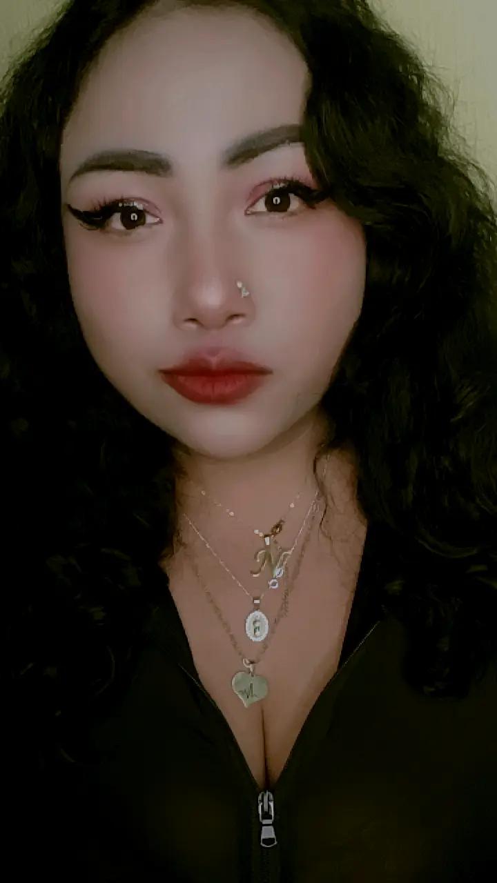 @❤️🔥🦄ᶜʰⁱⁿᵃ Bb 👑♑️🦋