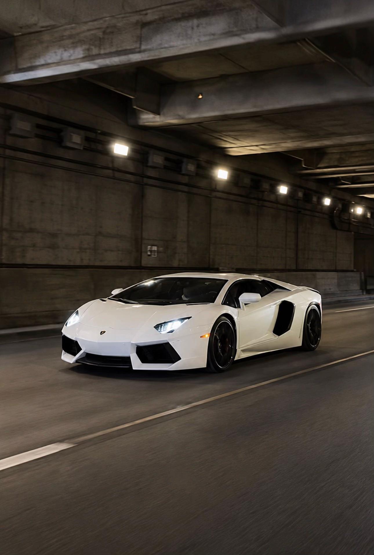 @Supercar