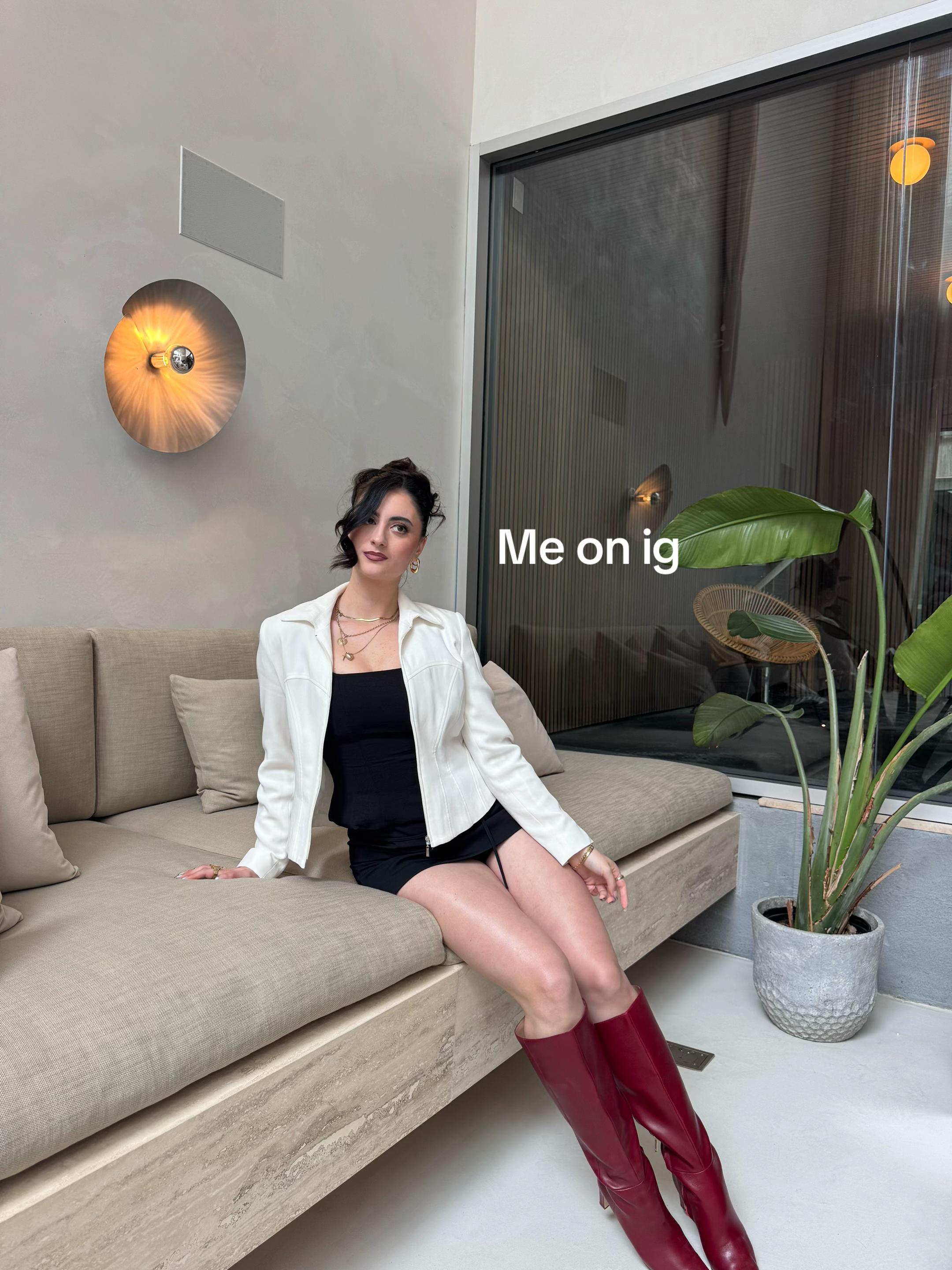 @Lavinia