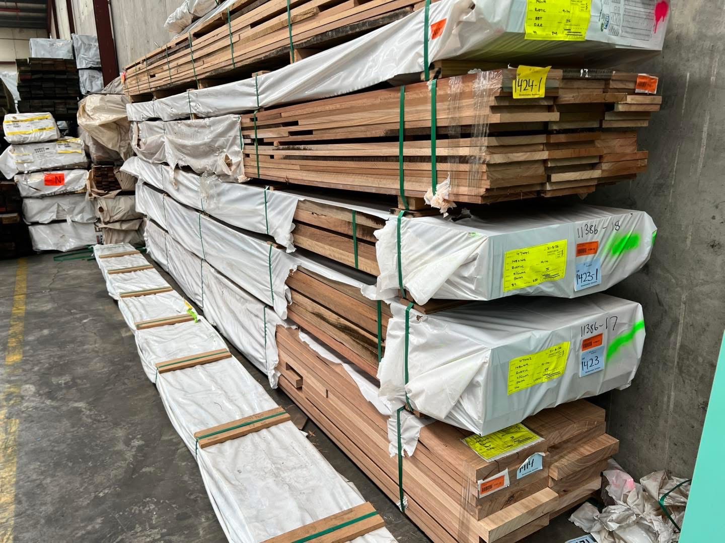 @Renovator Auctions