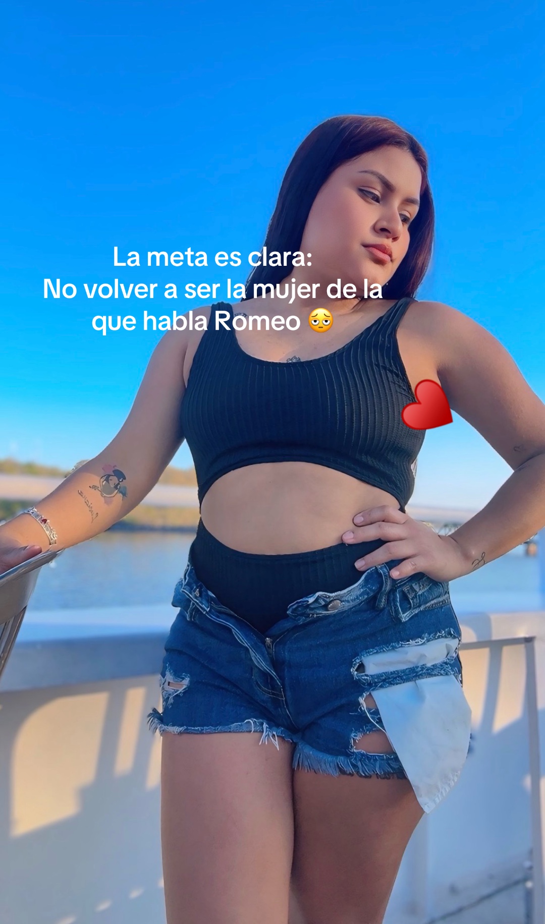 @🦋