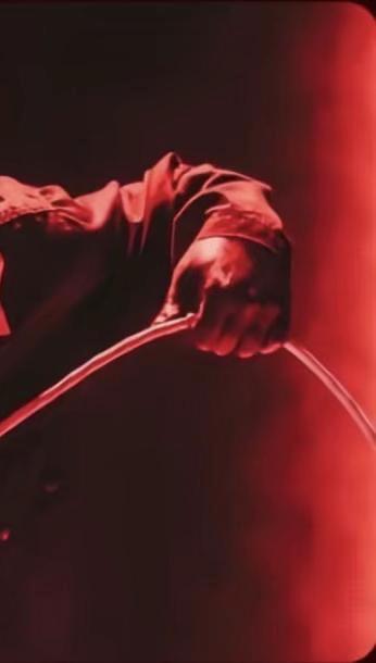 @charlie🥊