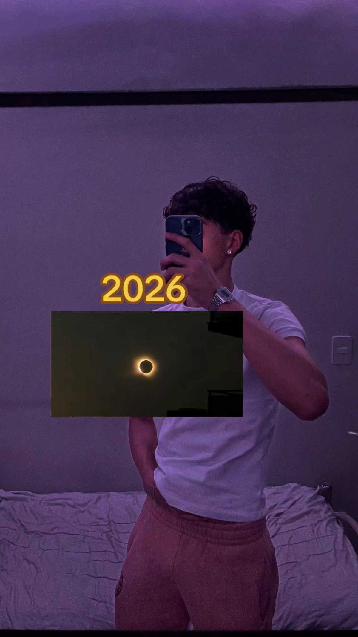 @….