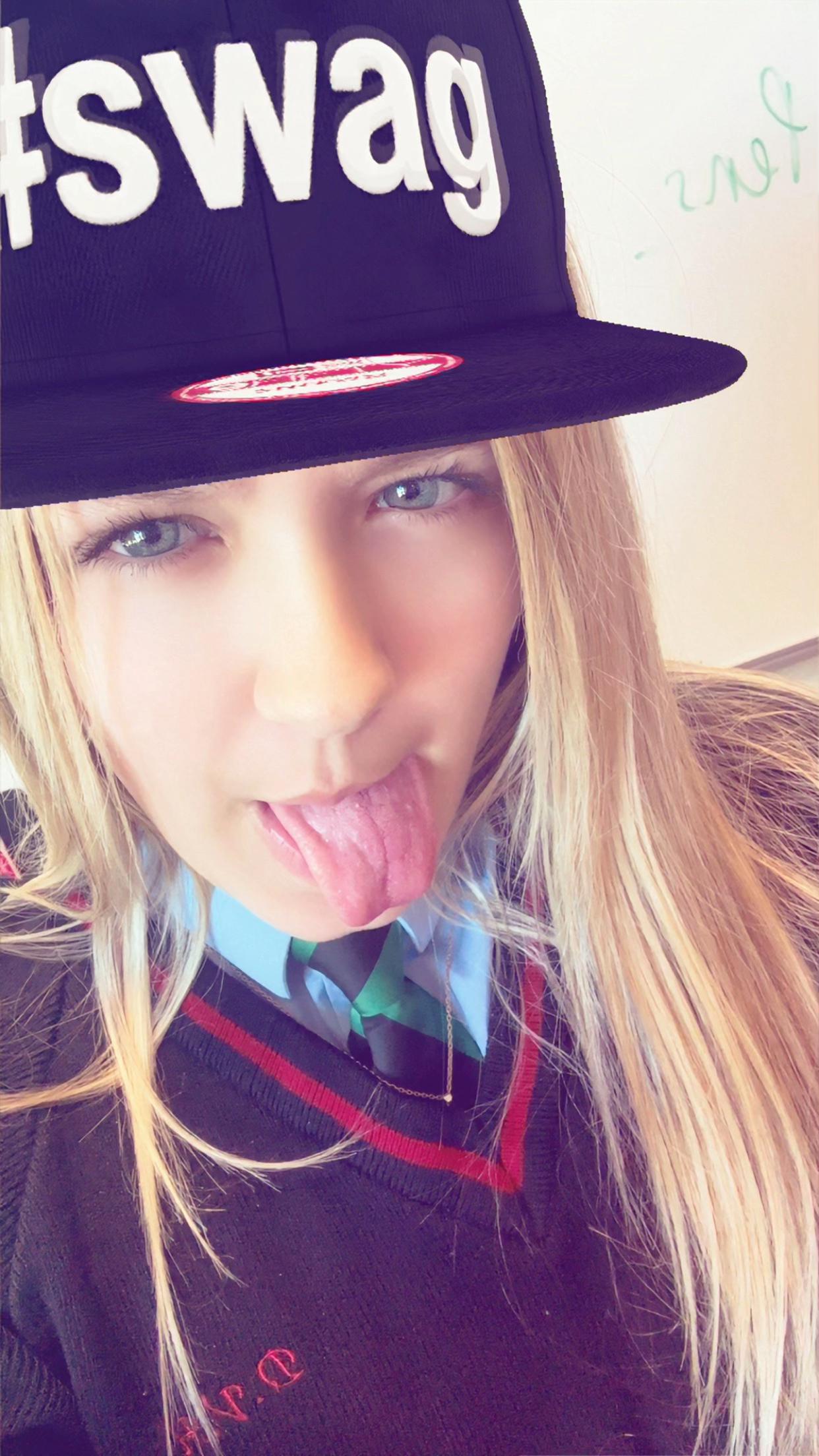 @𝐋𝐀𝐂𝐄𝐘👸🏽🥂🌋