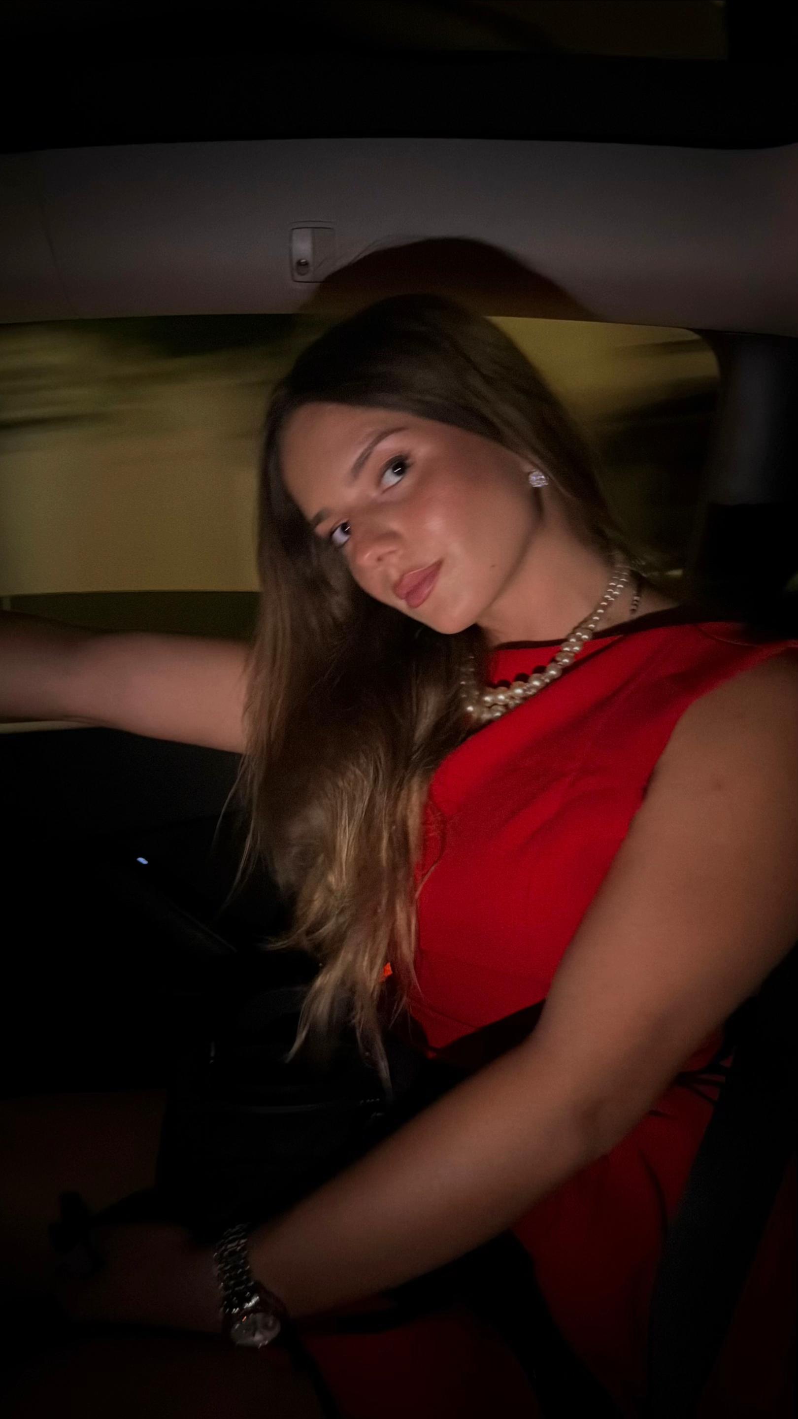 @Candice🪽