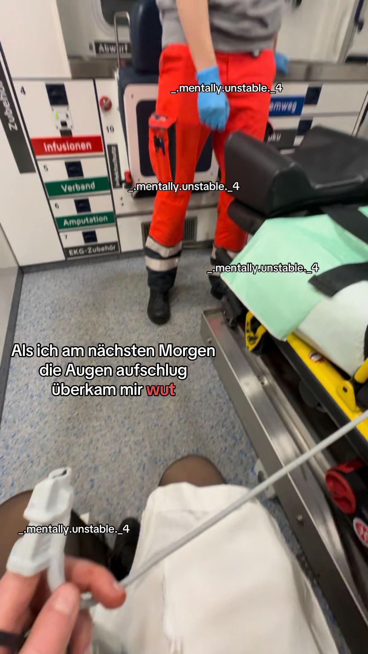 @🏃🏻&zwj;♀️👮💀