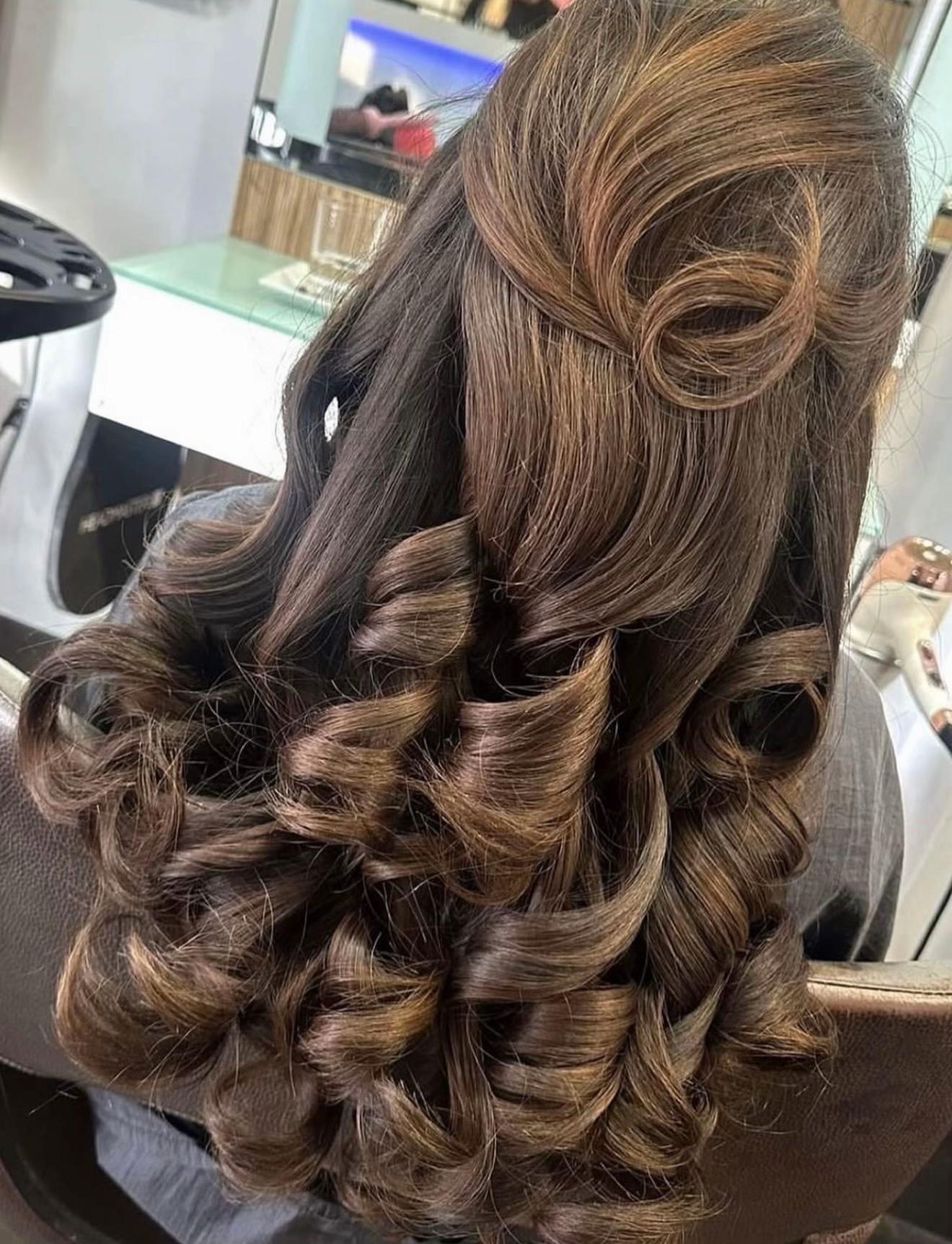 @Headmasterssurbiton