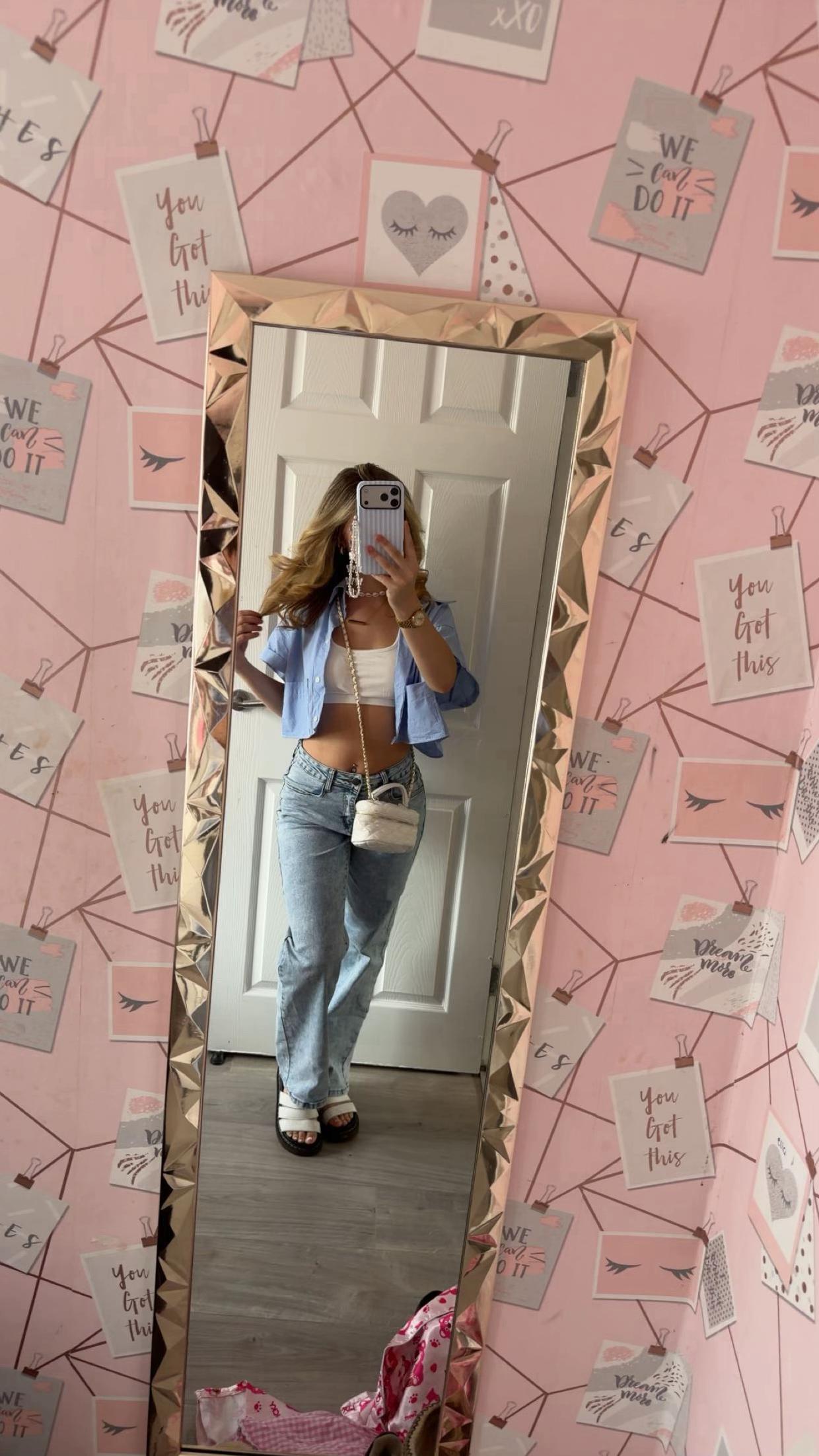 @𝑴𝑖𝑙𝑒𝑖𝑔ℎ𝑬𝑙𝑙𝑖𝑜𝑡𝑡🎀