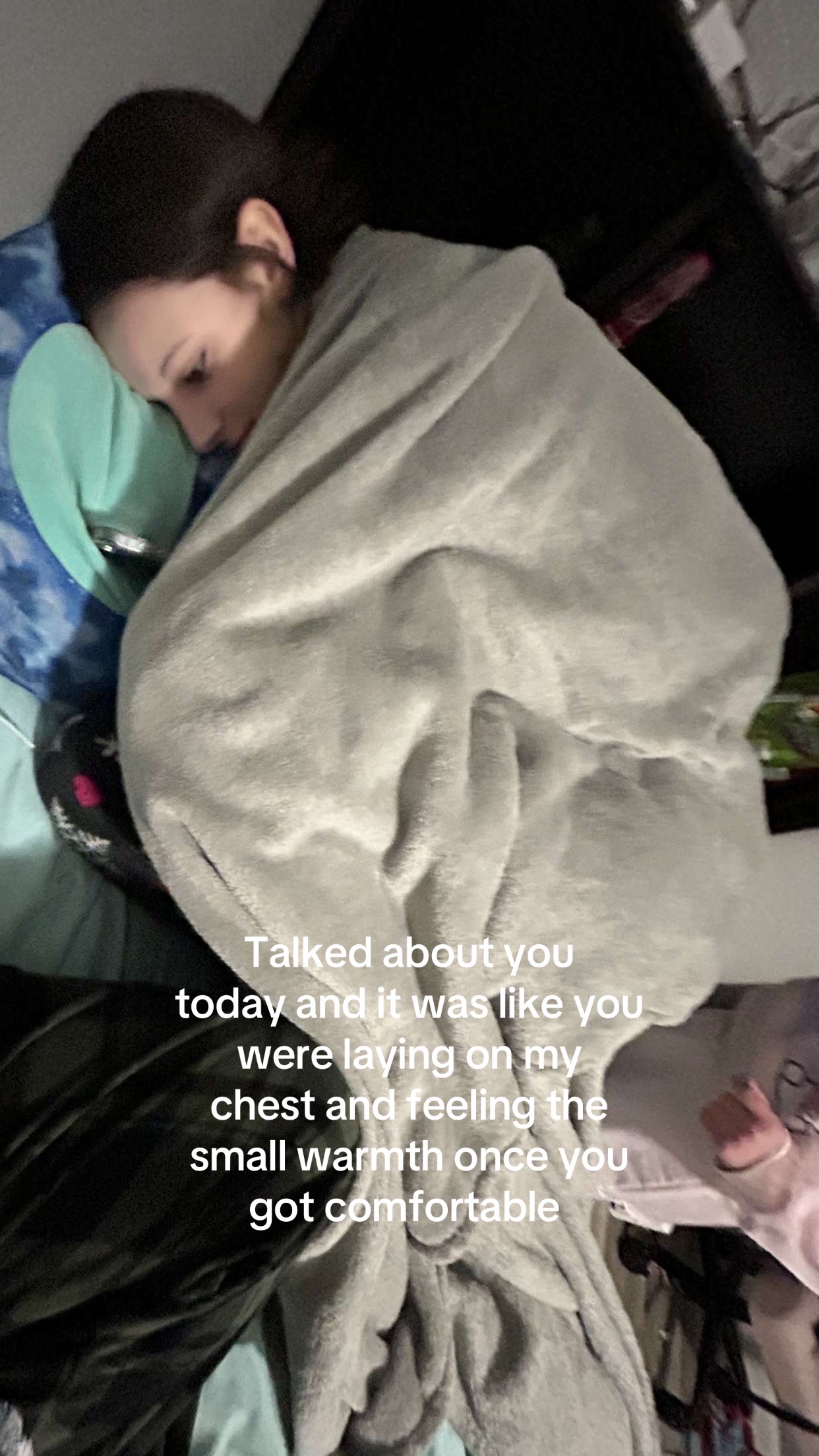 @V ⋆˚꩜。