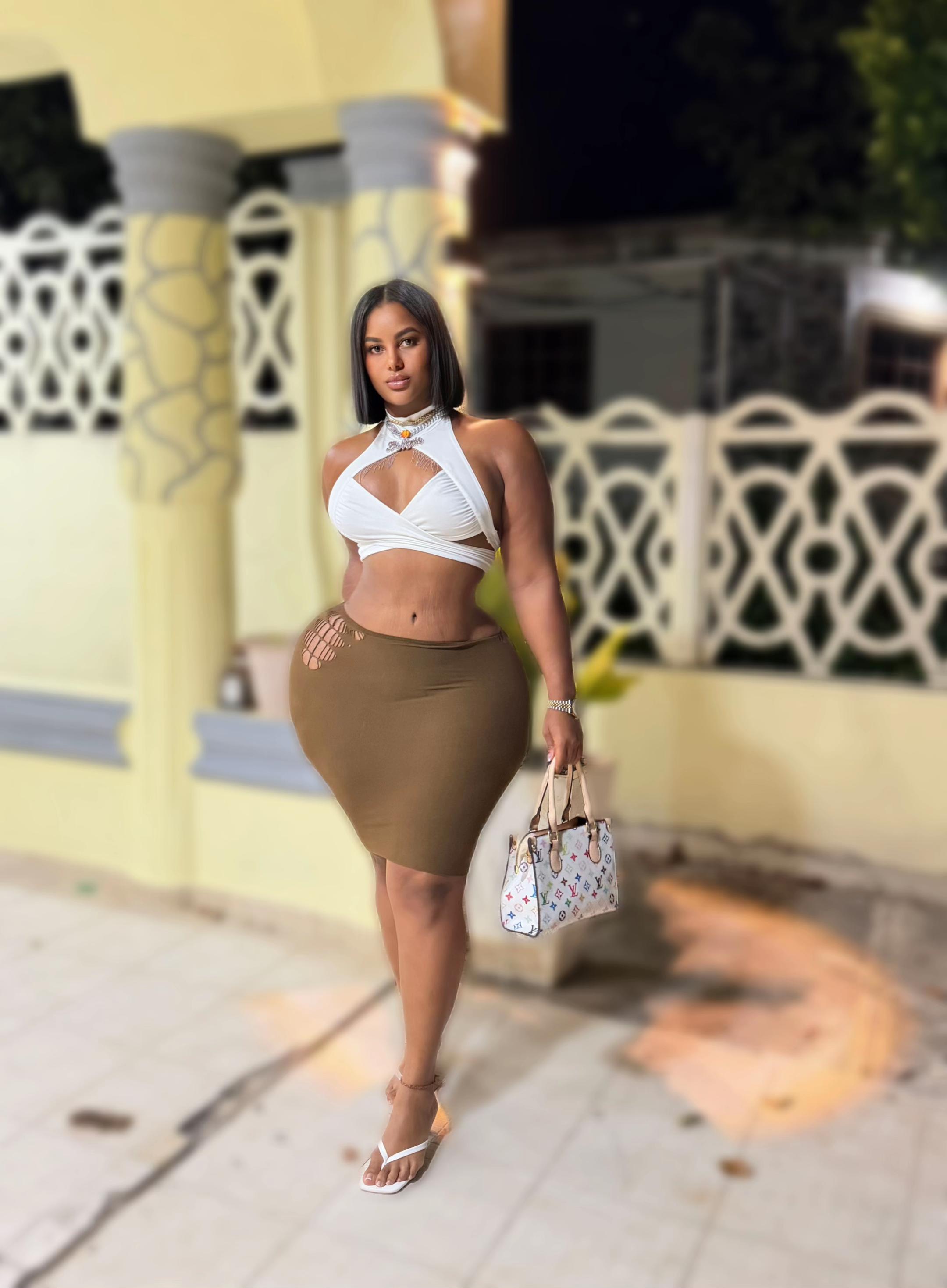 @La_negrota_abreu