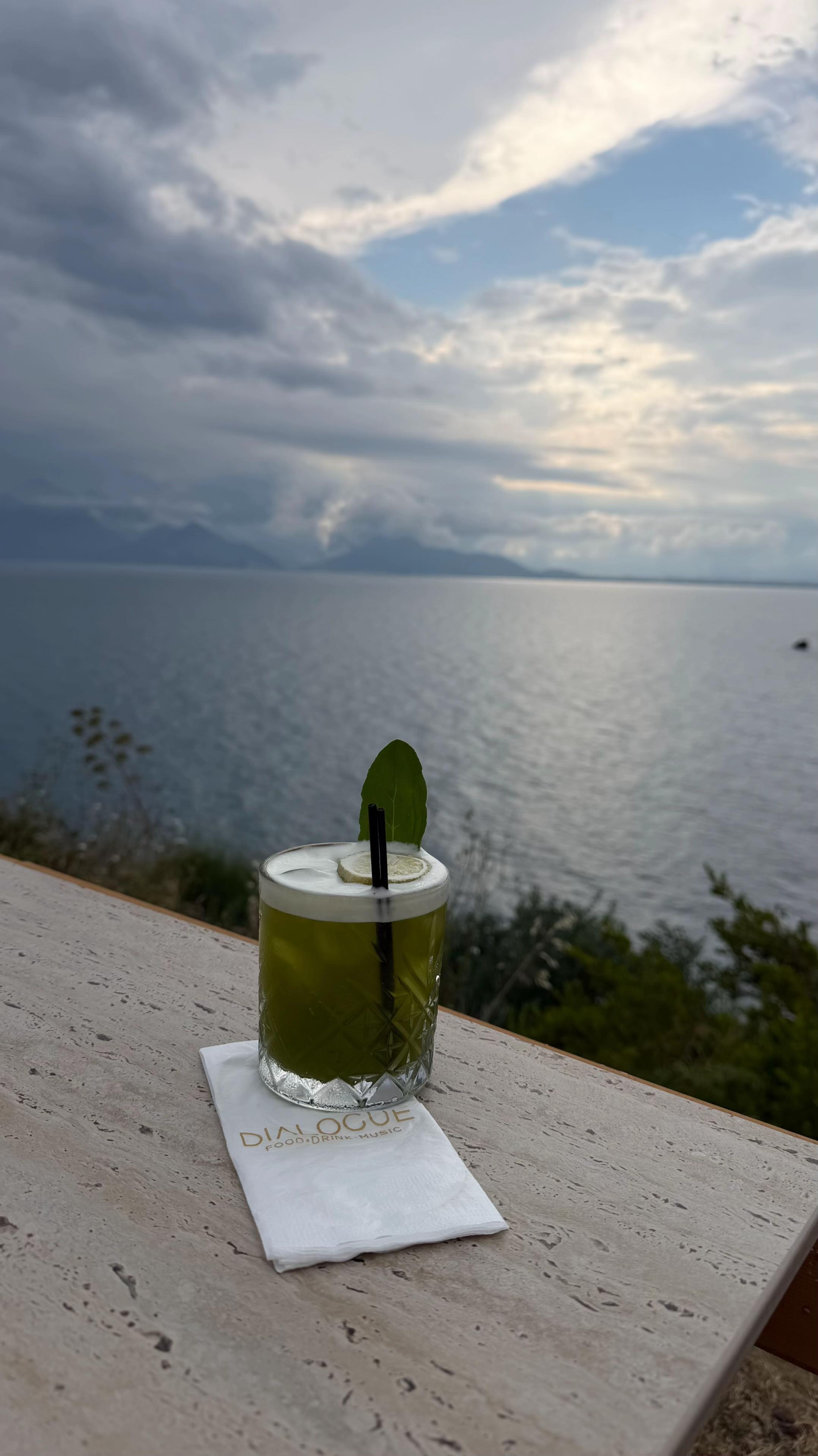 @av.melolog