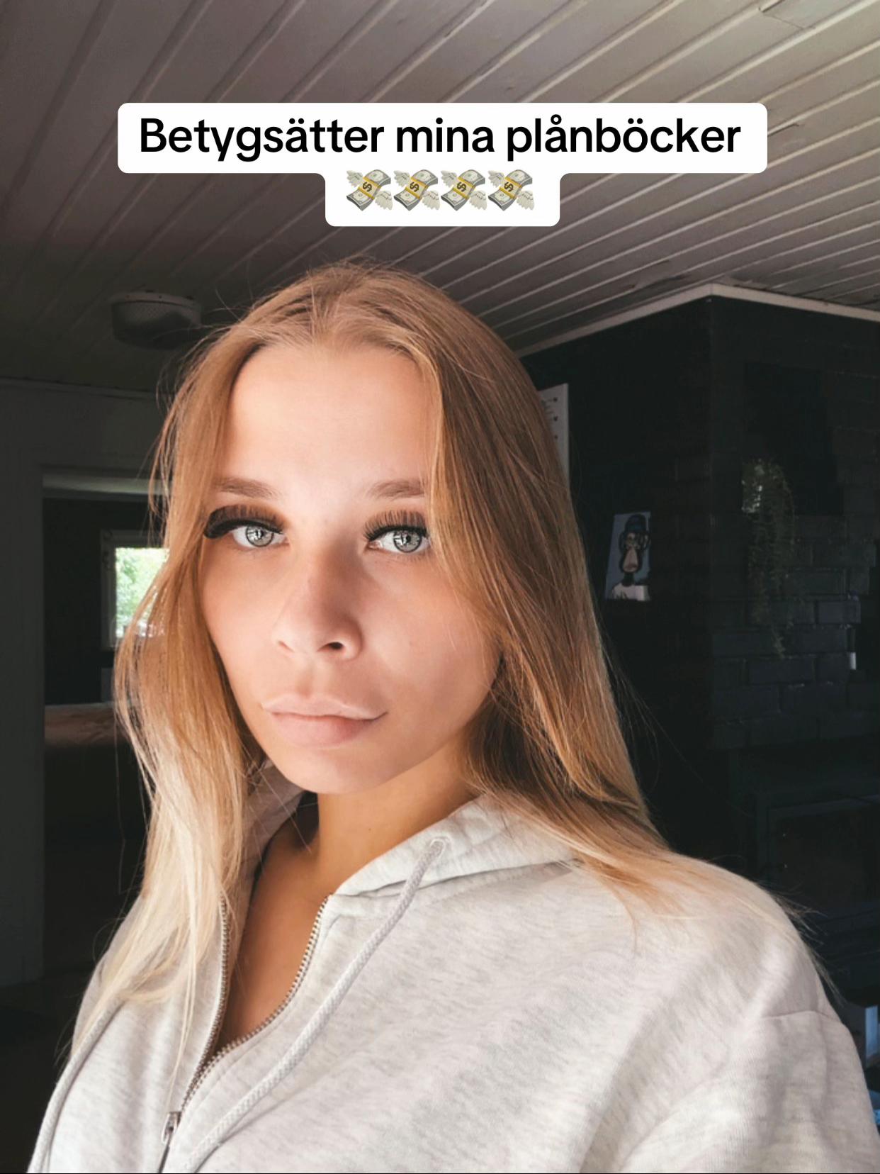 @amandaevelinaaa