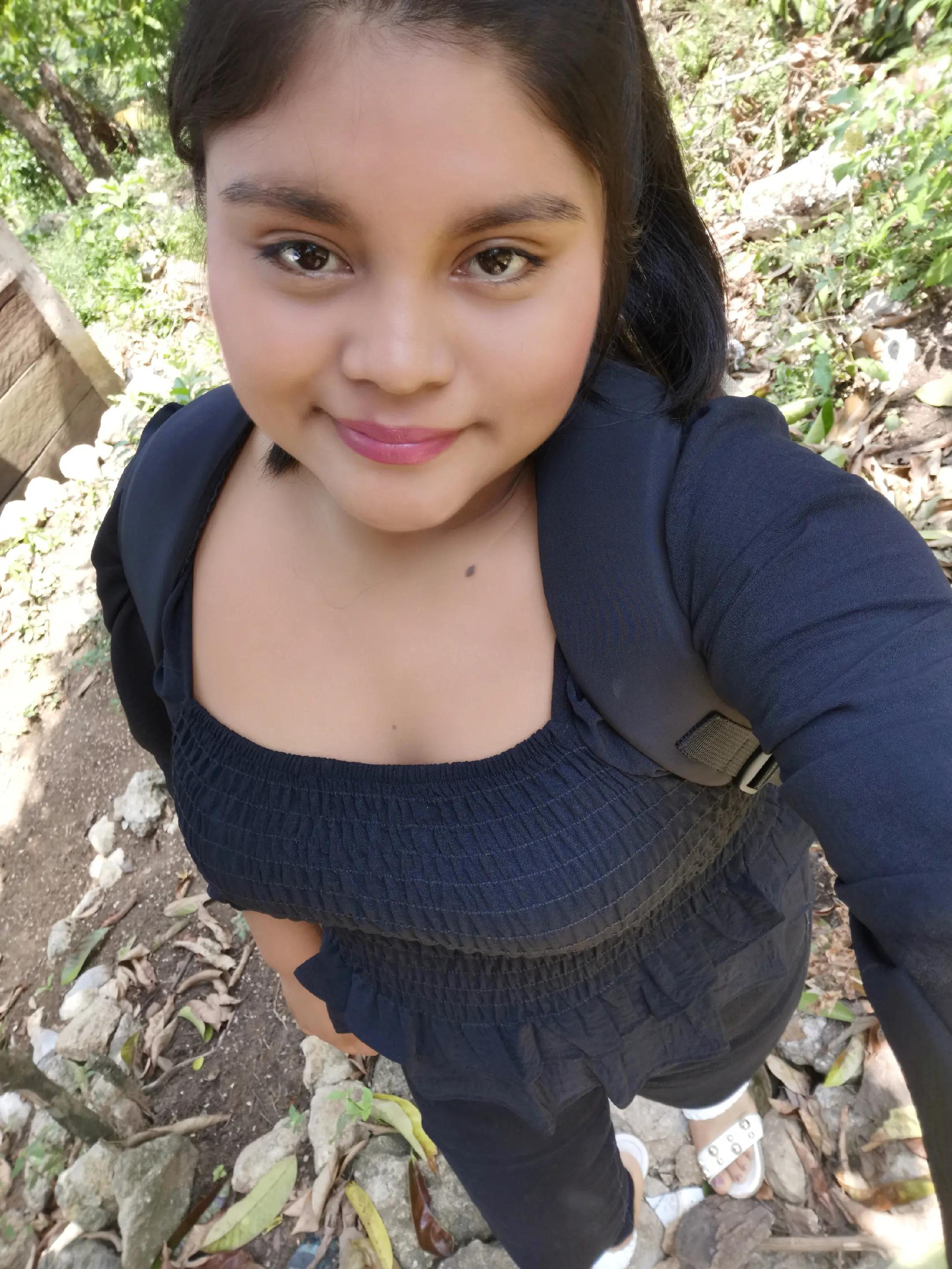 @estrella G&oacute;mez (^o^) :-$ :-$