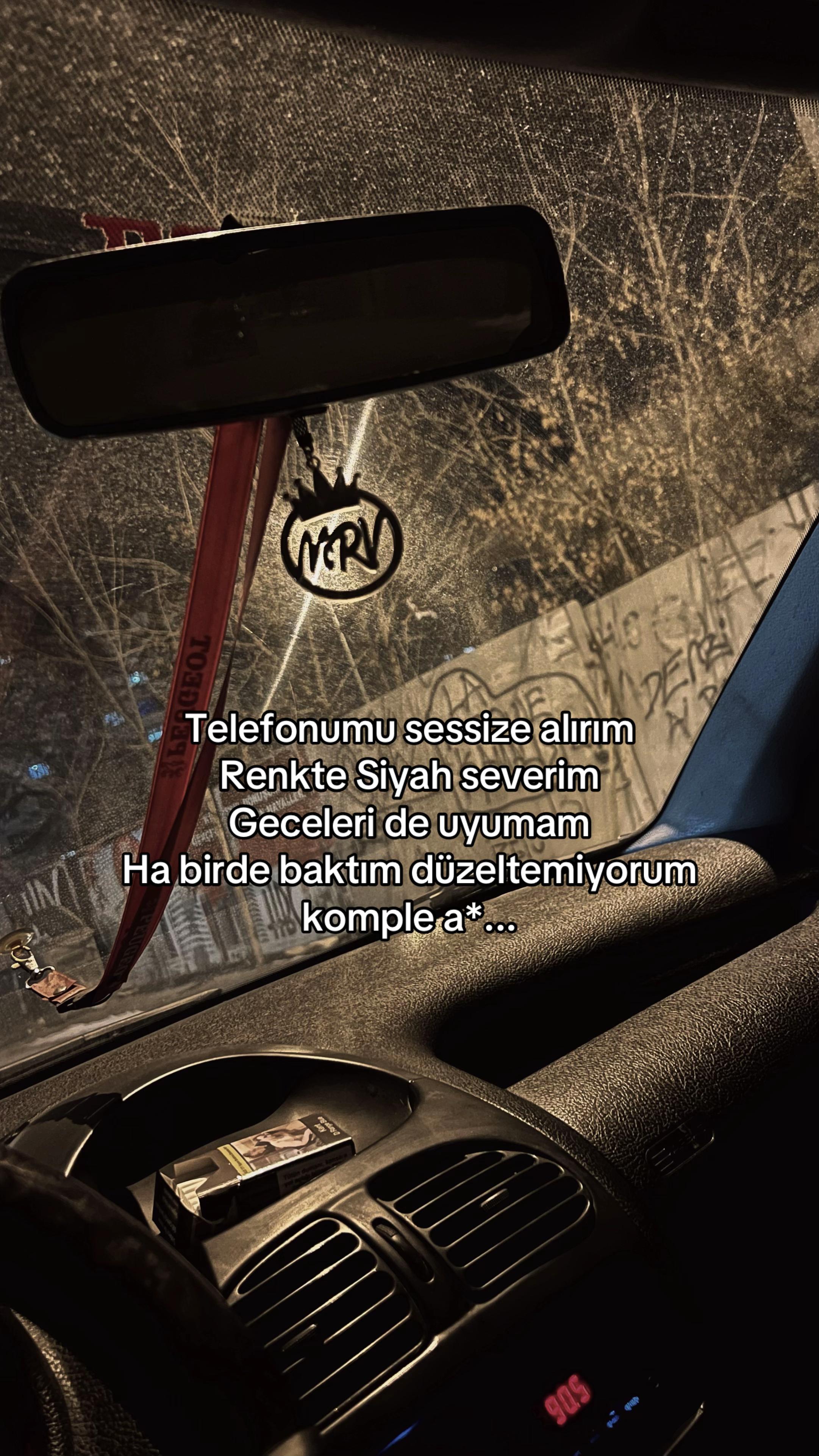 @MЯV&spades;️