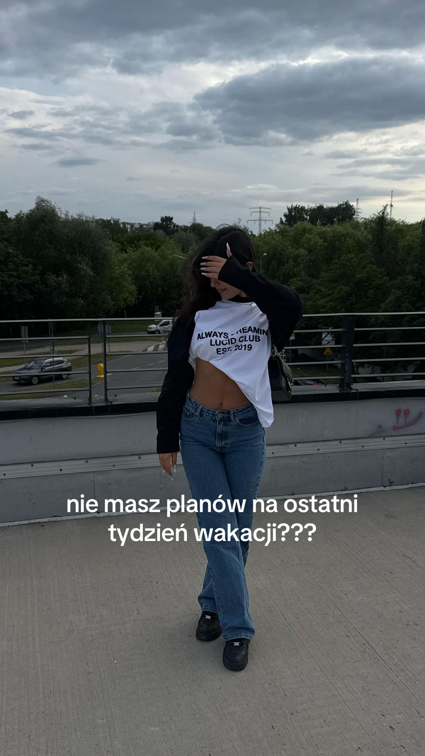 @🪽