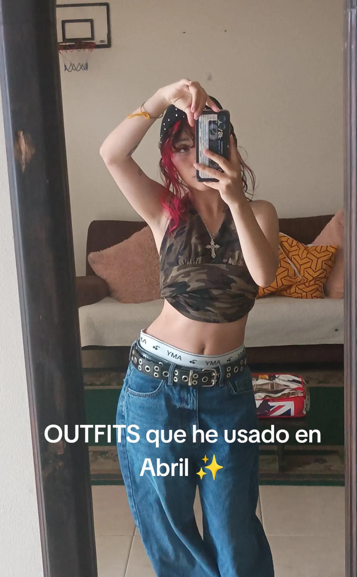 @ᴇᴍʟʏ