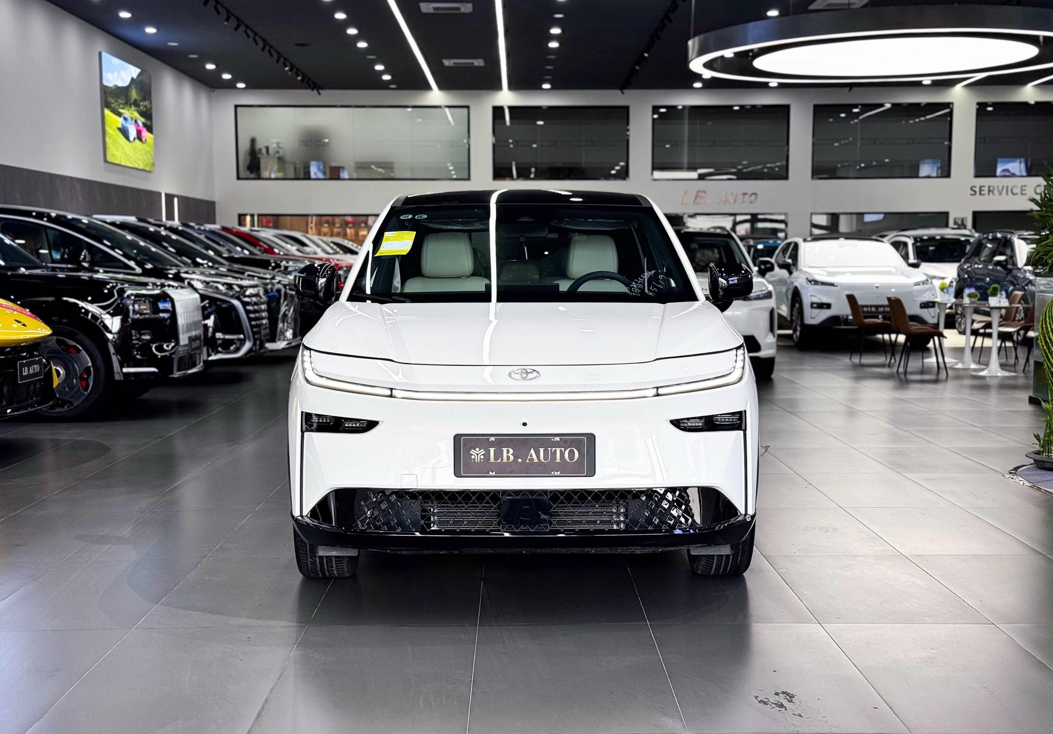 @LB.Auto Sophanith