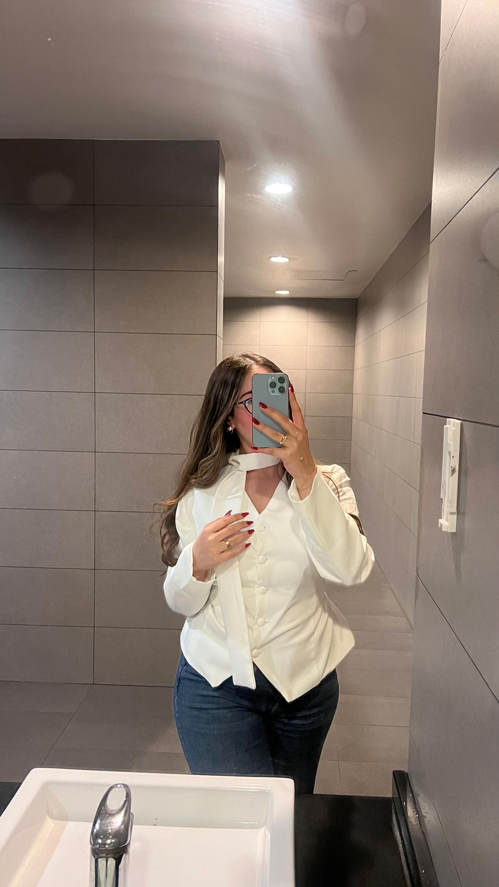 @manivx0