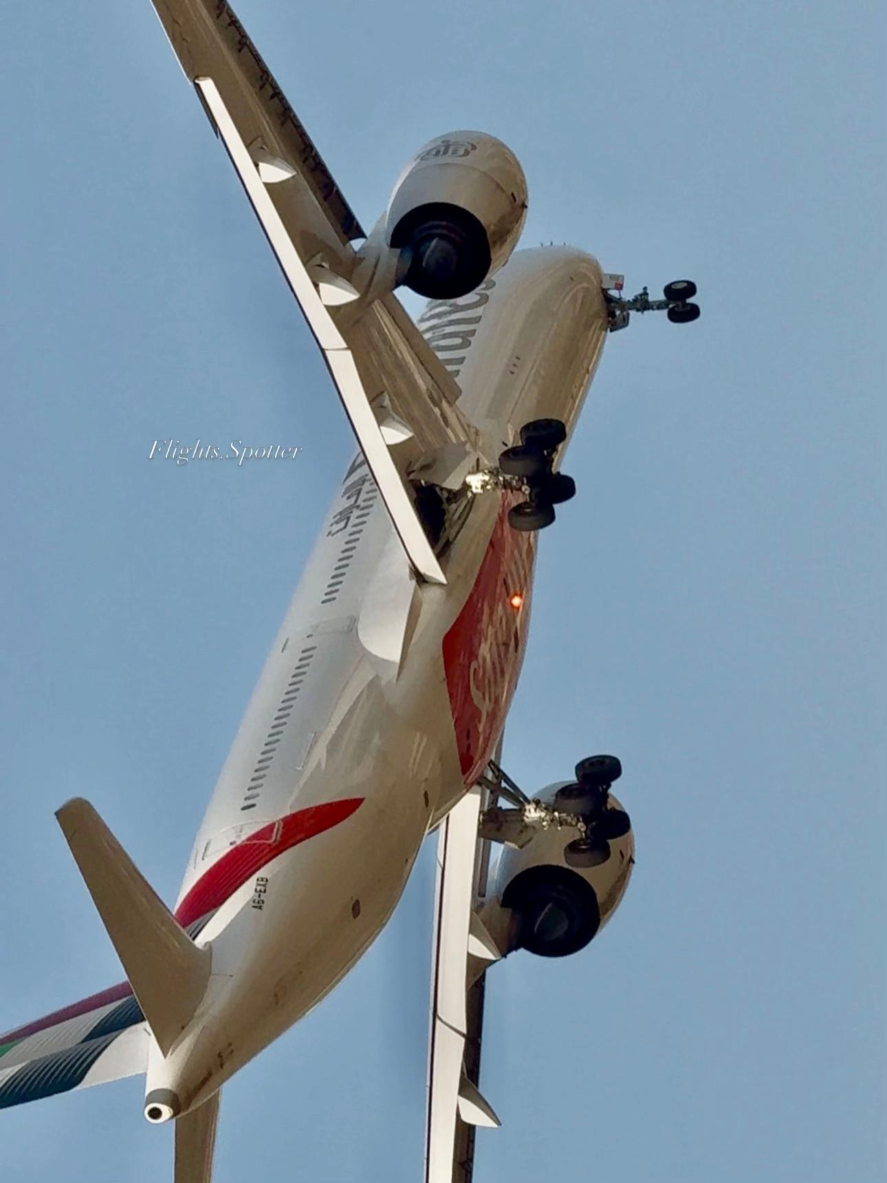 @Flights.spotter 🇦🇪