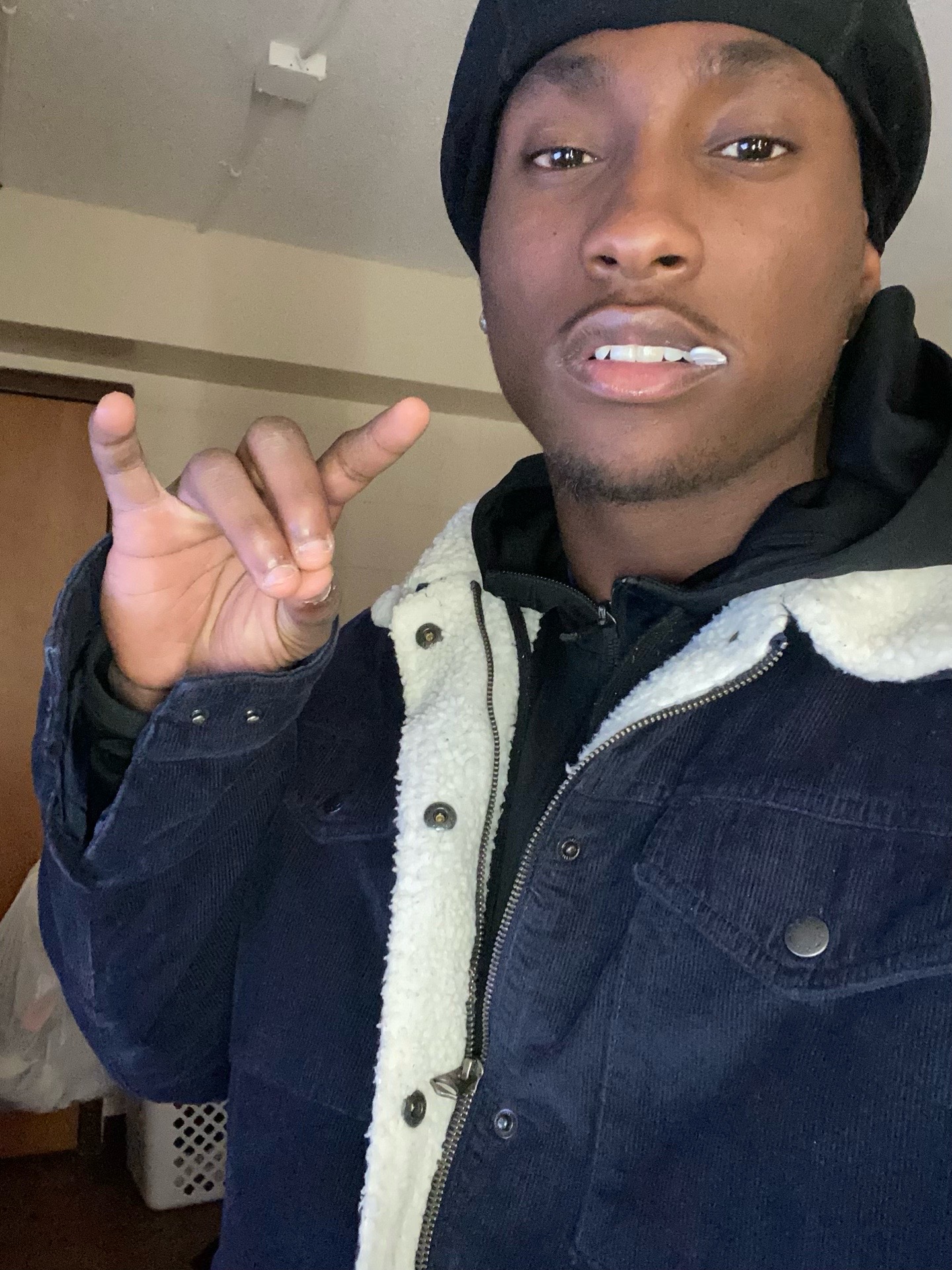 @rk5🦈