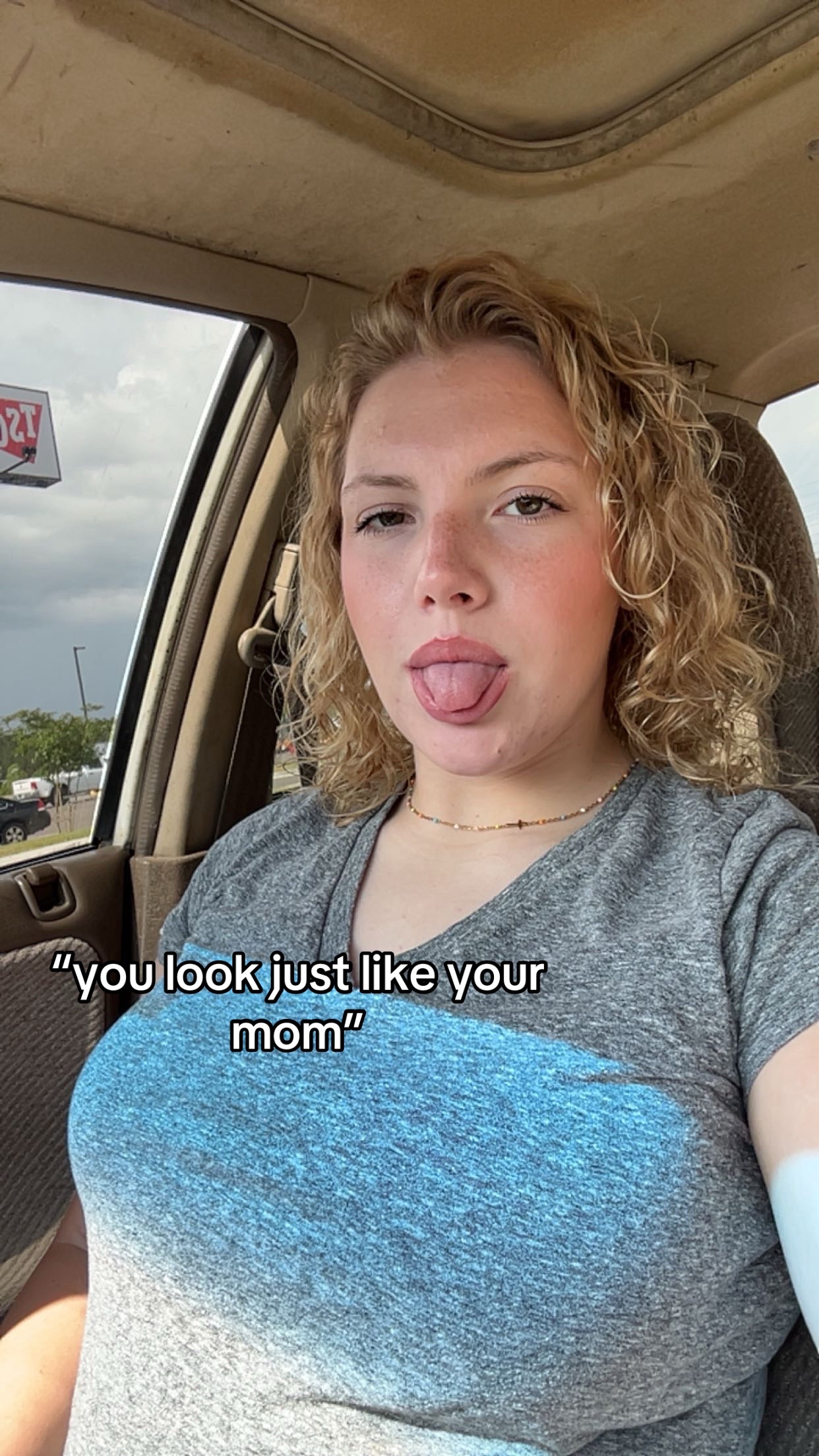 @Clo