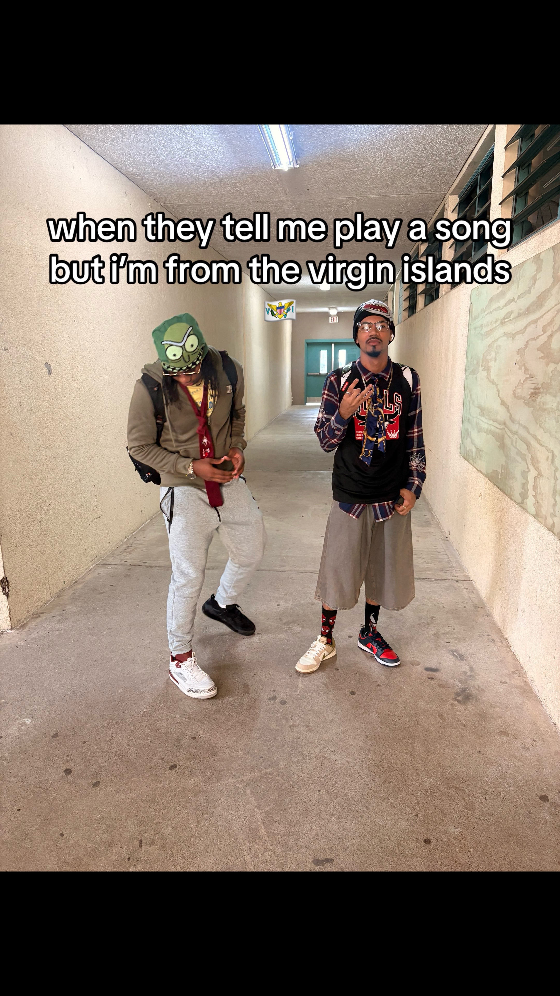 @𝒞𝒽ℯ𝓃 メ𝟶