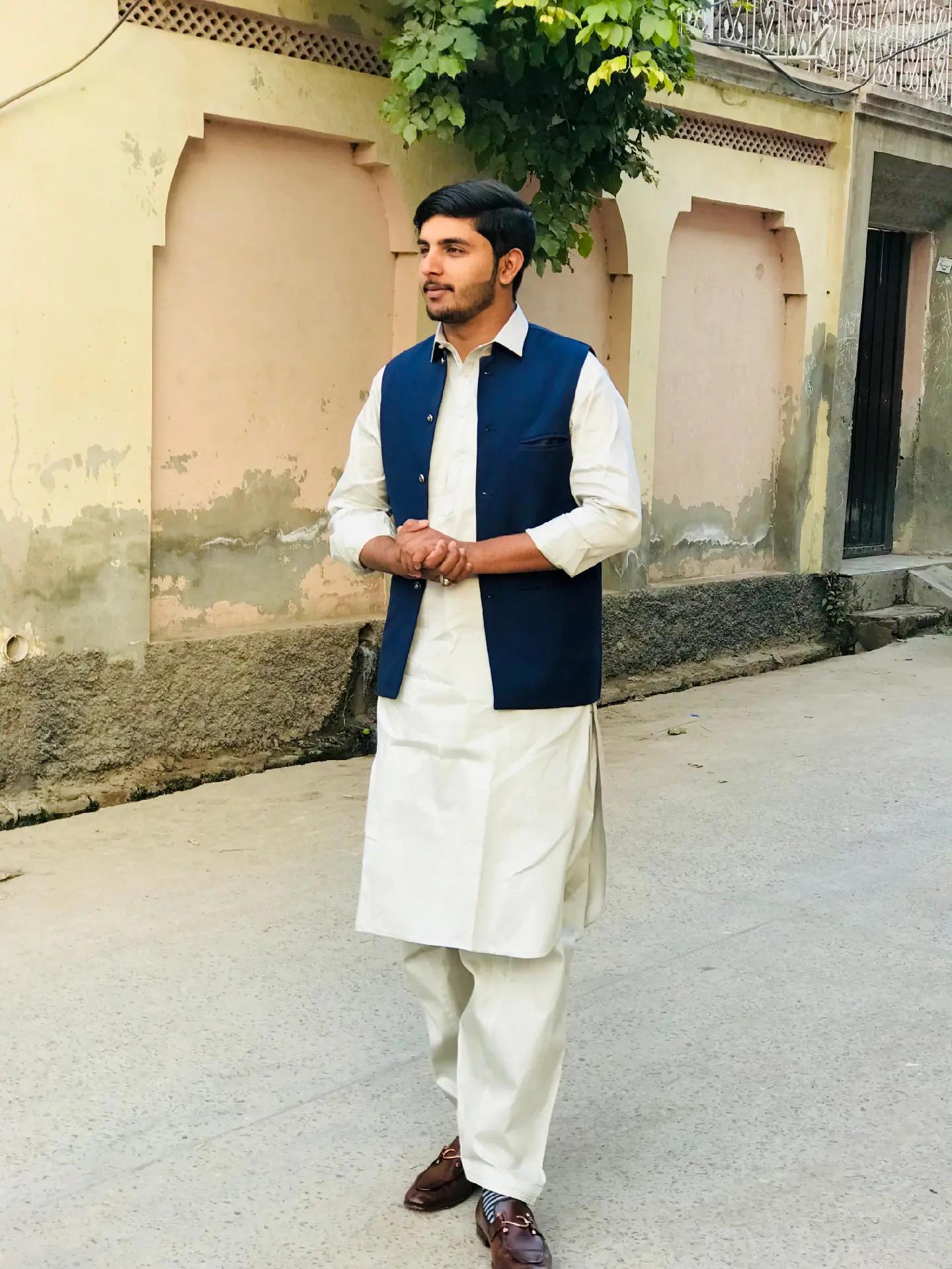@Umair umer bhatti (official)♐