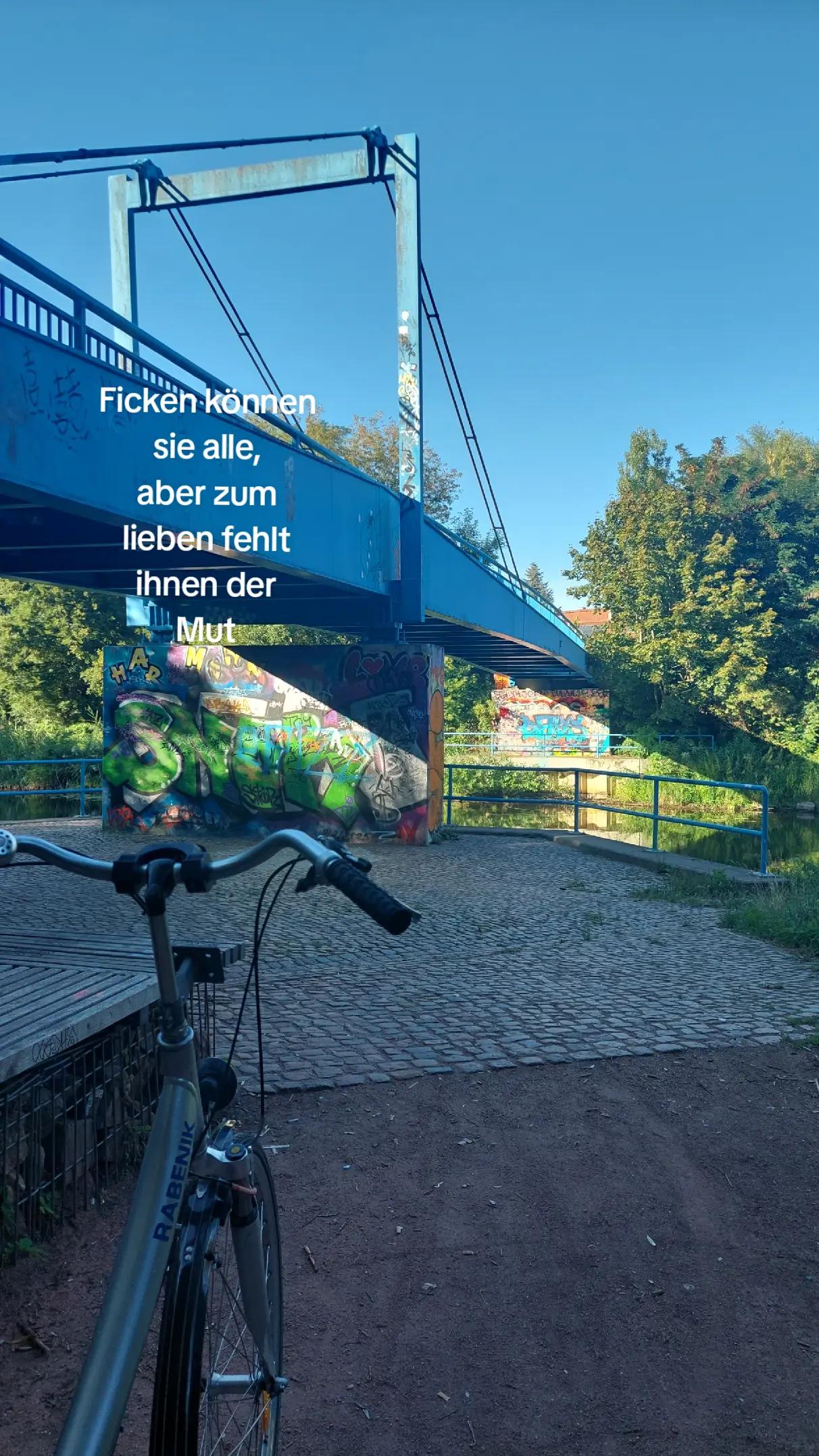 @Emmi✝️
