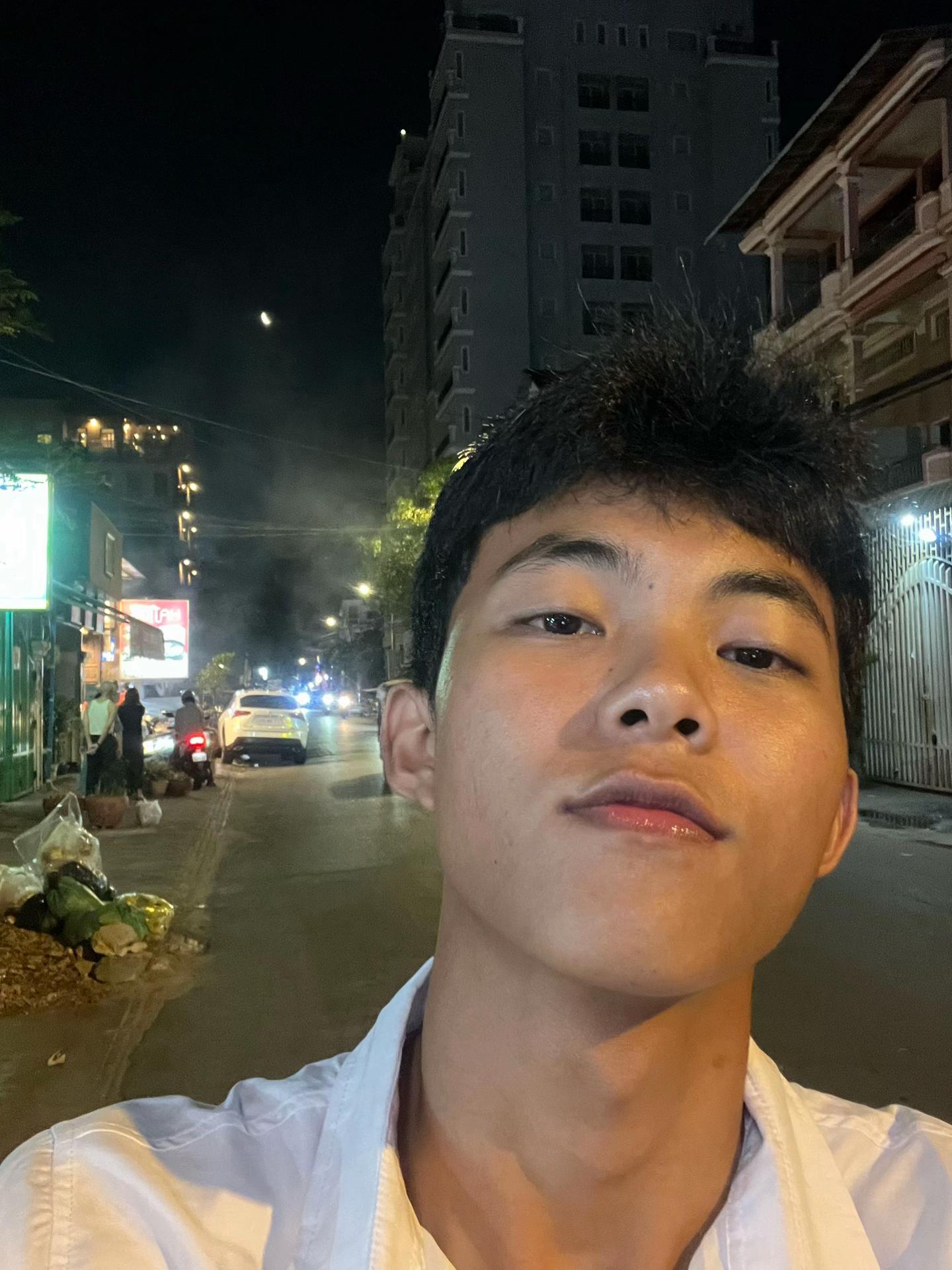 @ฤ kù
