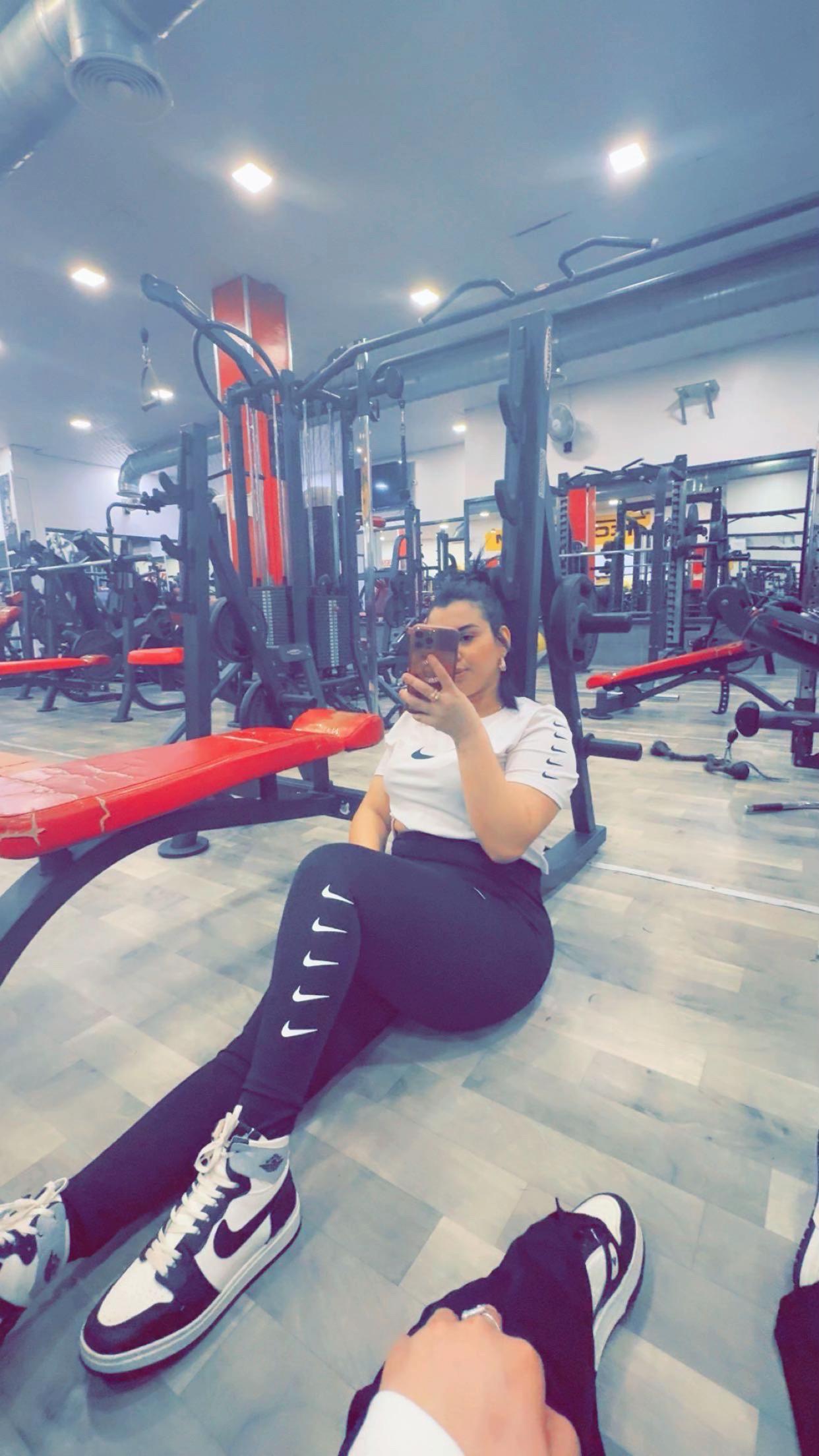 @Gata La Raine 27
